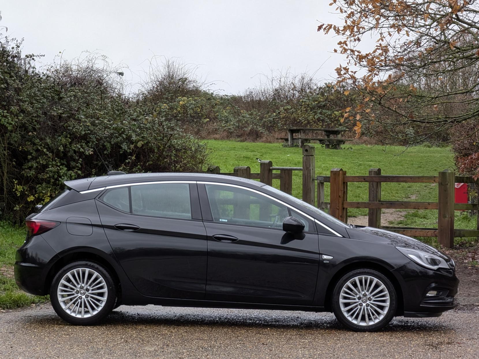 Vauxhall Astra 1.4i Turbo Elite Hatchback 5dr Petrol Manual Euro 6 (150 ps)