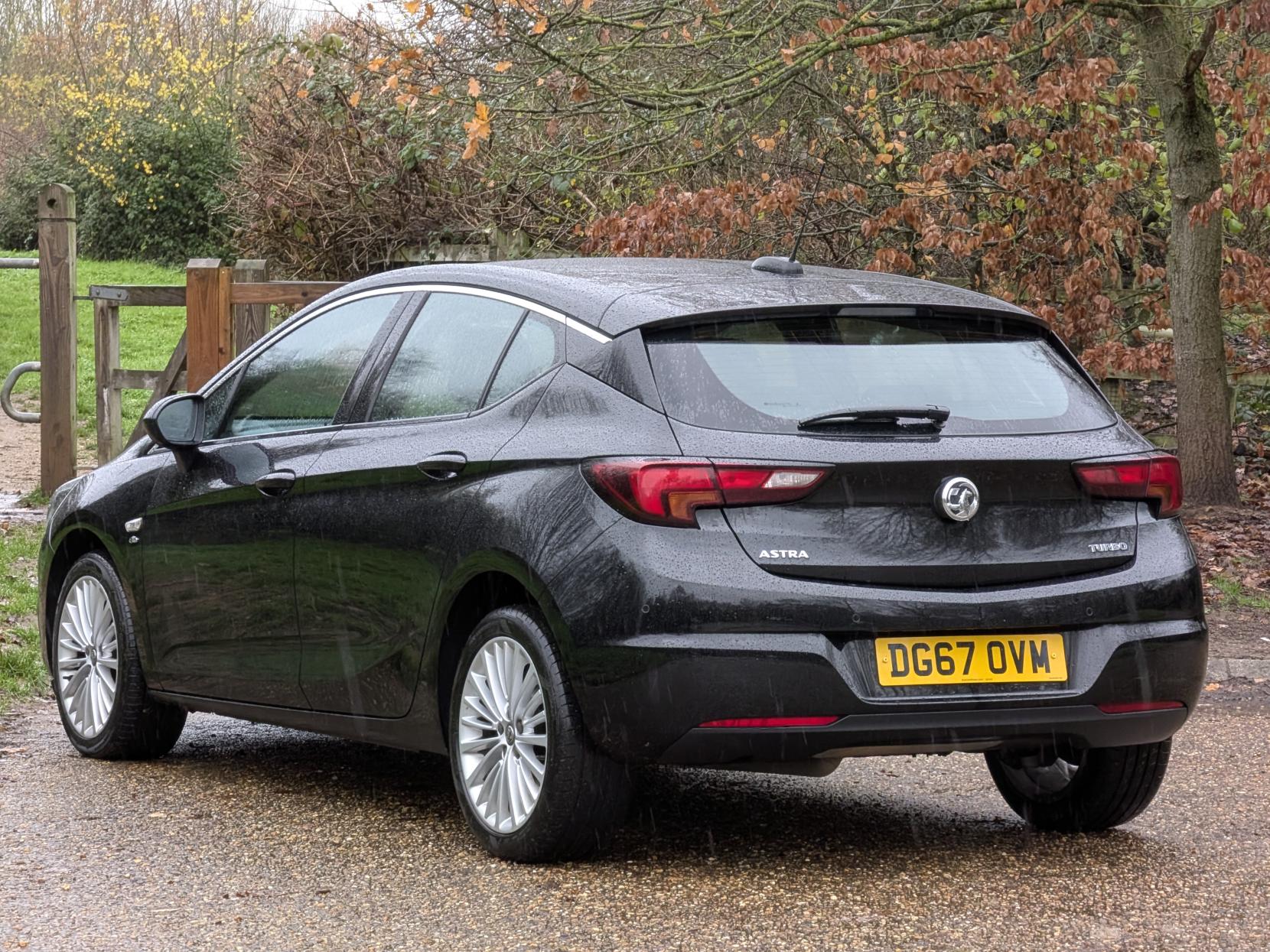 Vauxhall Astra 1.4i Turbo Elite Hatchback 5dr Petrol Manual Euro 6 (150 ps)