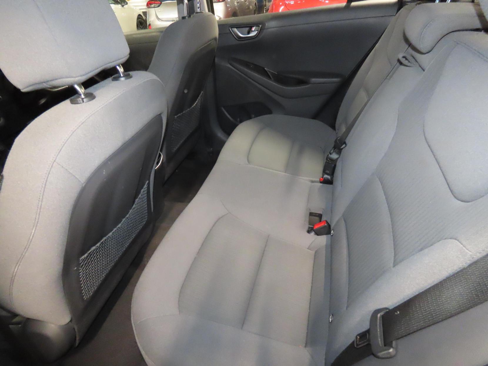 Hyundai IONIQ 38.3kWh Premium Hatchback 5dr Electric Auto (136 ps)