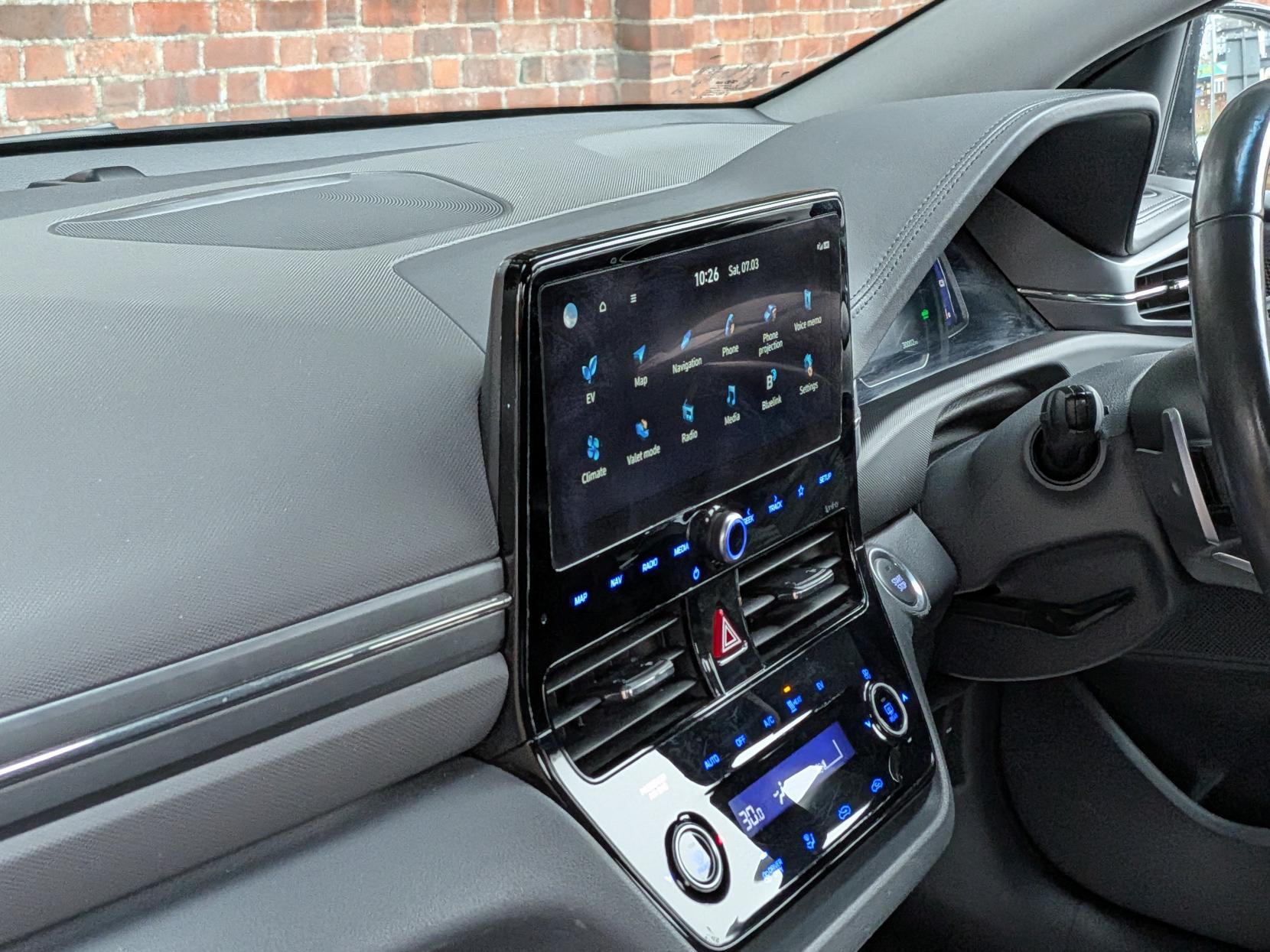 Hyundai IONIQ 38.3kWh Premium Hatchback 5dr Electric Auto (136 ps)