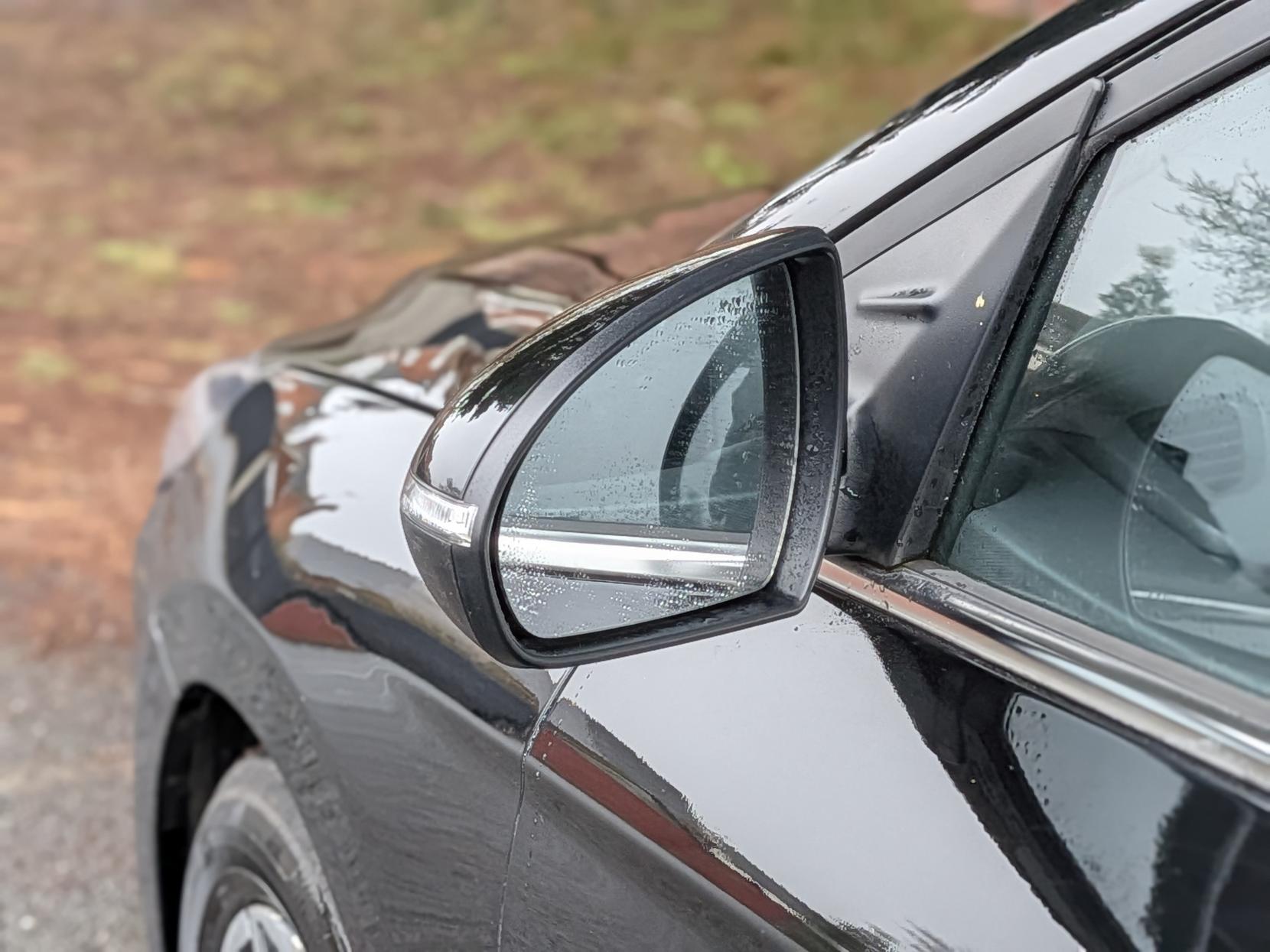 Hyundai IONIQ 38.3kWh Premium Hatchback 5dr Electric Auto (136 ps)