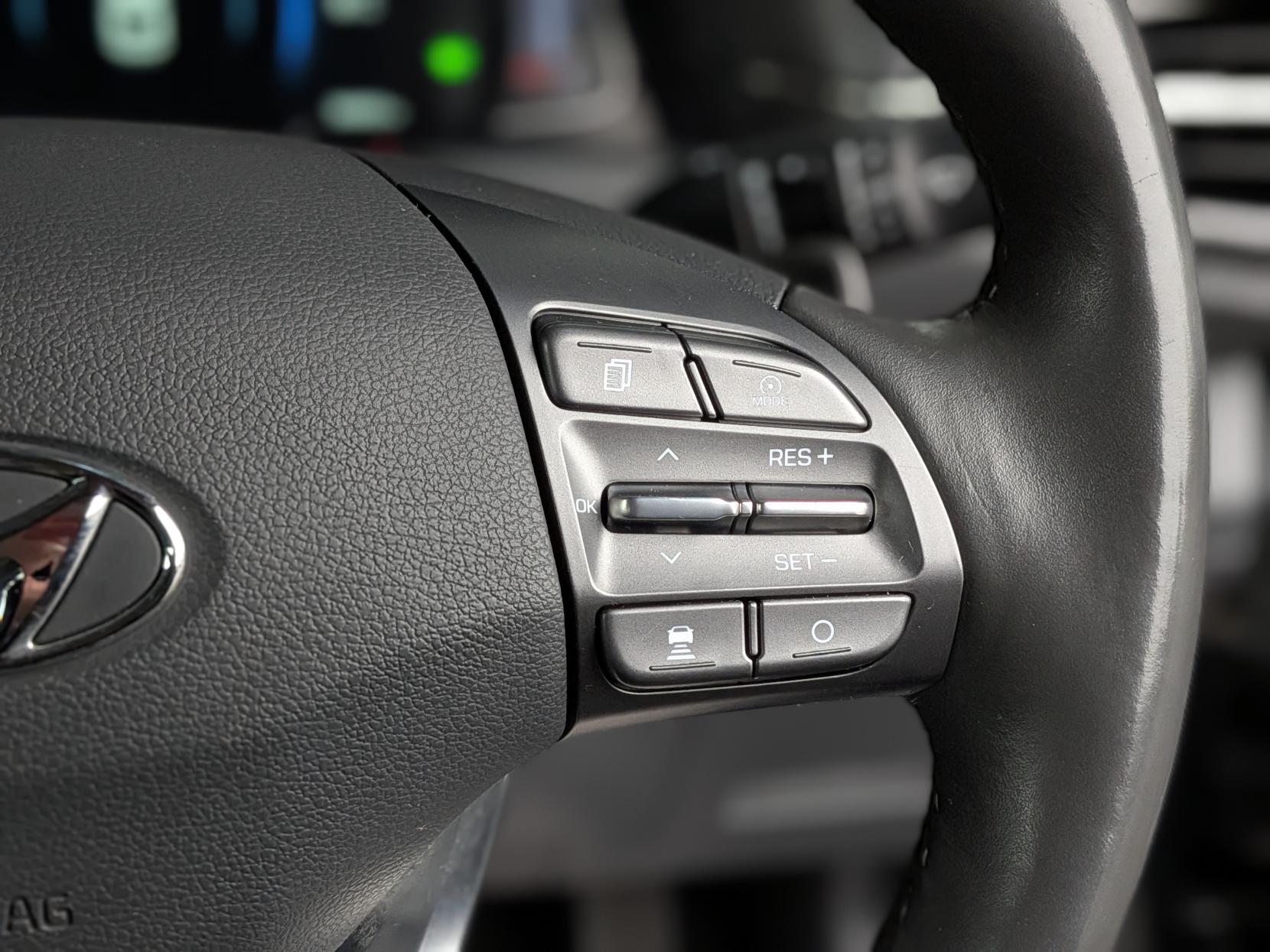 Hyundai IONIQ 38.3kWh Premium Hatchback 5dr Electric Auto (136 ps)