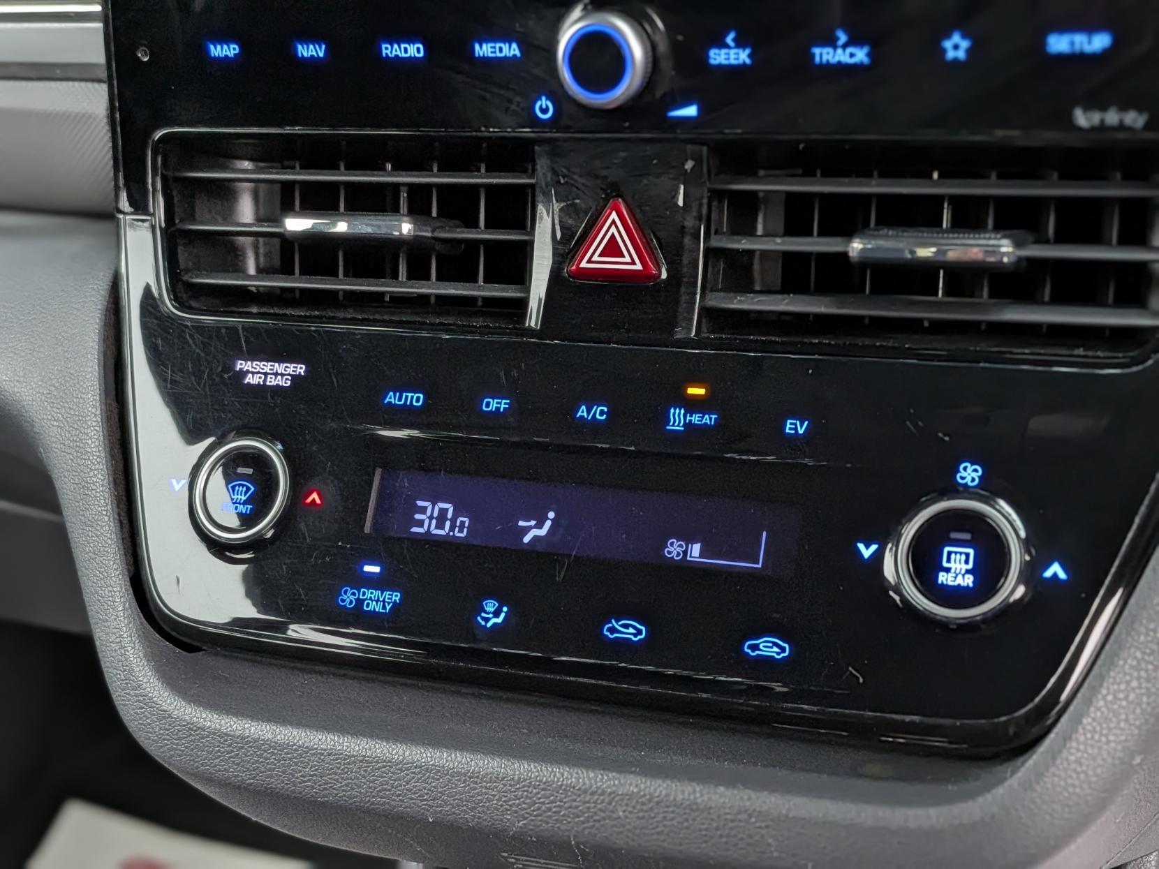 Hyundai IONIQ 38.3kWh Premium Hatchback 5dr Electric Auto (136 ps)