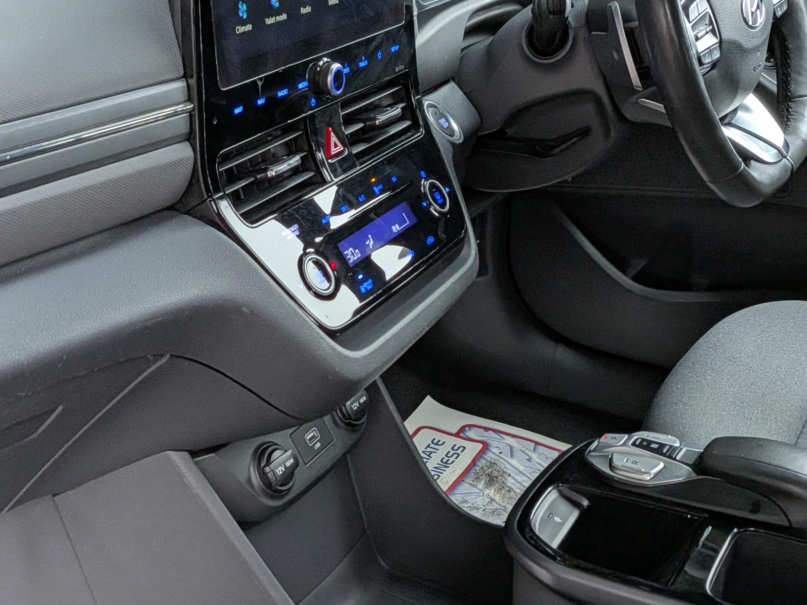 Hyundai IONIQ 38.3kWh Premium Hatchback 5dr Electric Auto (136 ps)