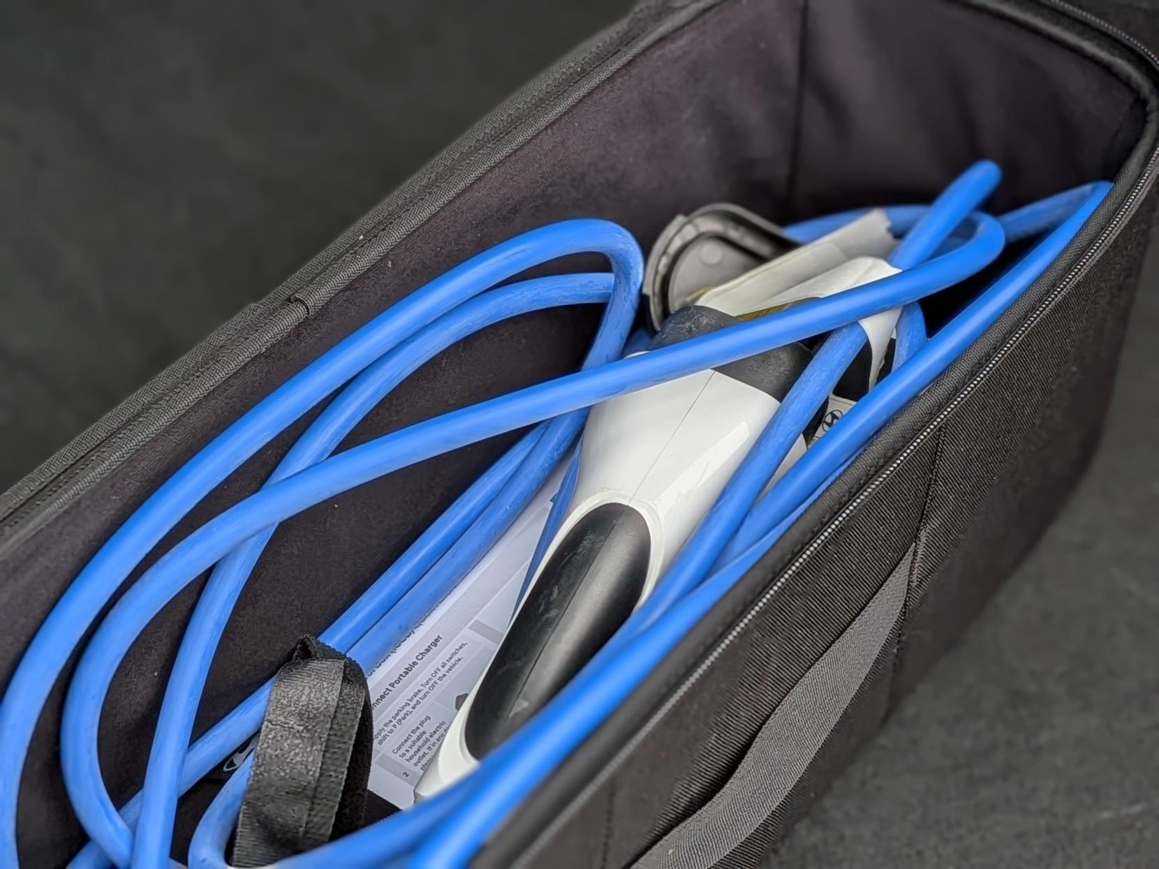 Hyundai IONIQ 38.3kWh Premium Hatchback 5dr Electric Auto (136 ps)