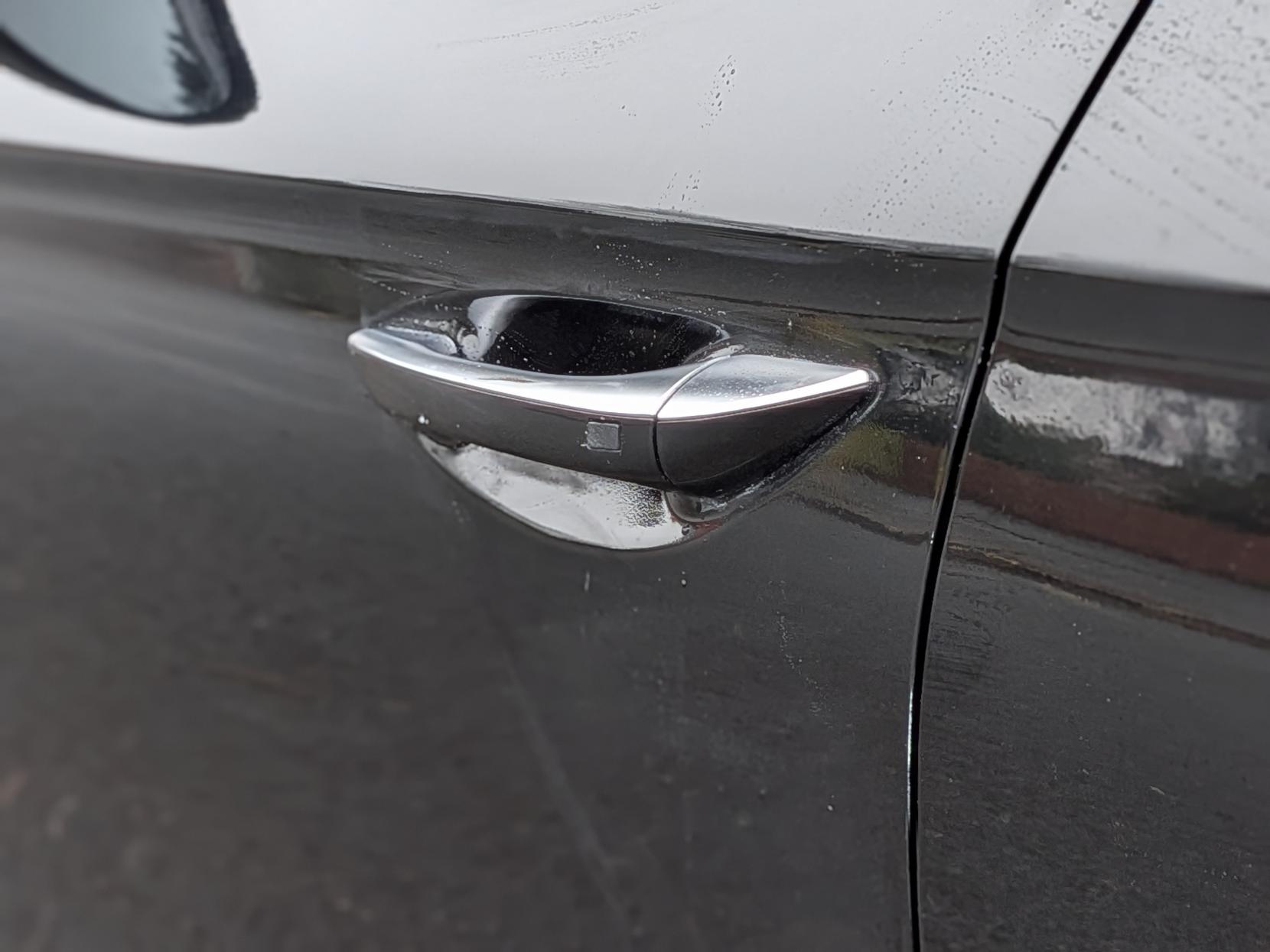 Hyundai IONIQ 38.3kWh Premium Hatchback 5dr Electric Auto (136 ps)