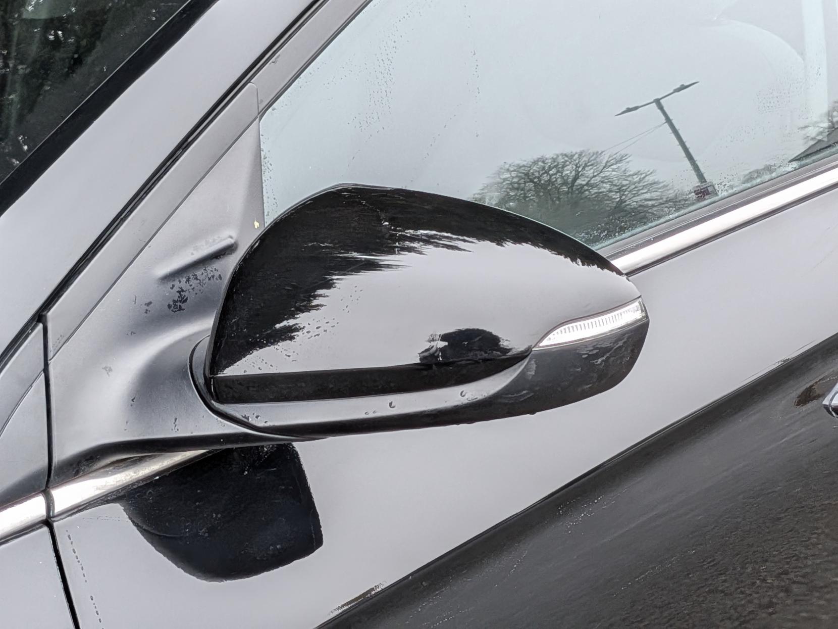 Hyundai IONIQ 38.3kWh Premium Hatchback 5dr Electric Auto (136 ps)