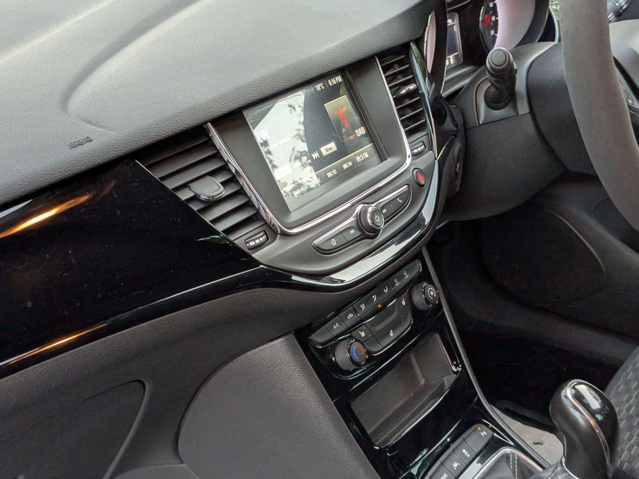 Vauxhall Astra 1.4i Turbo SRi Nav Hatchback 5dr Petrol Manual Euro 6 (s/s) (150 ps)