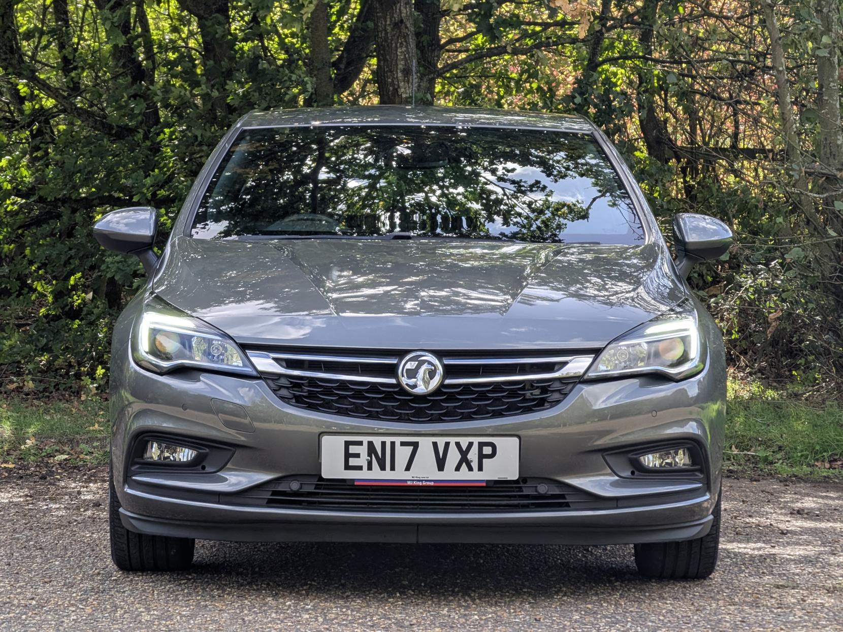 Vauxhall Astra 1.4i Turbo SRi Hatchback 5dr Petrol Auto Euro 6 (s/s) (150 ps)