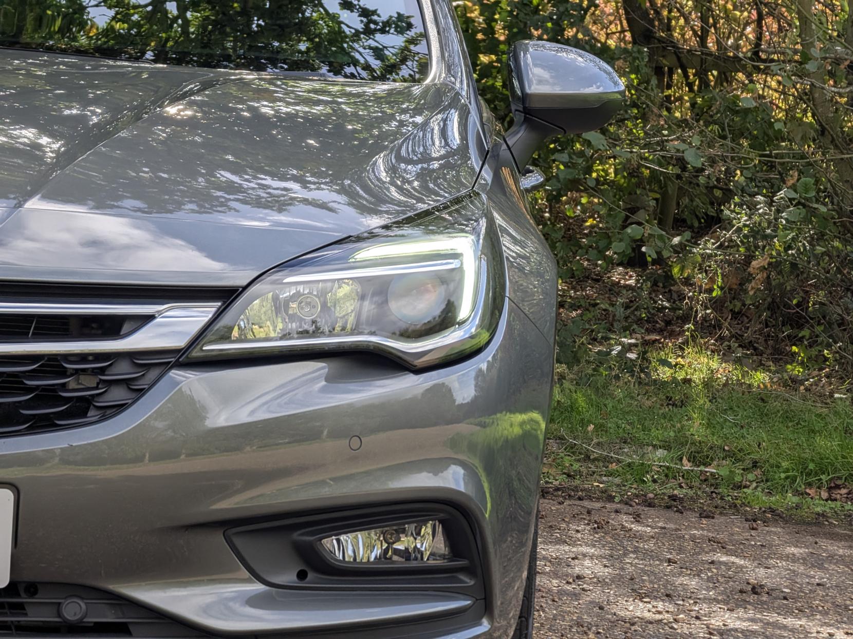 Vauxhall Astra 1.4i Turbo SRi Hatchback 5dr Petrol Auto Euro 6 (s/s) (150 ps)
