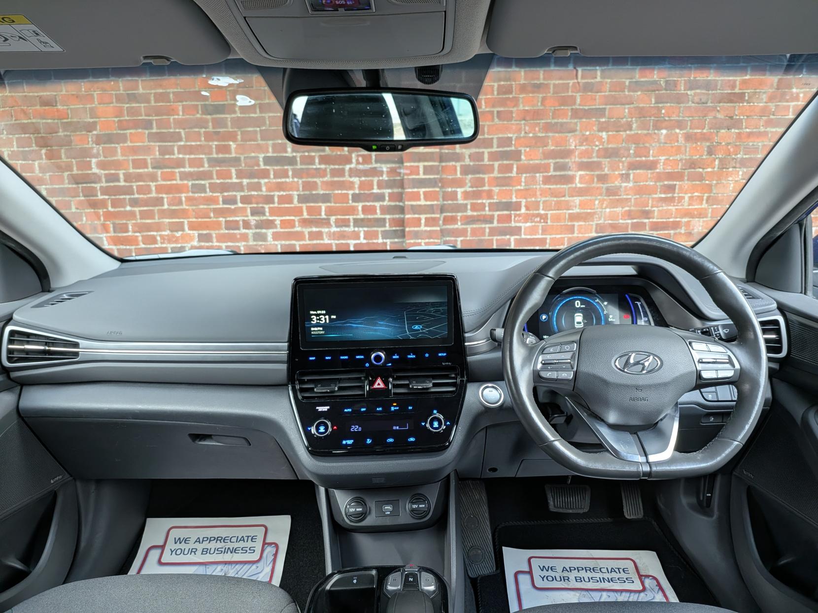 Hyundai IONIQ 38.3kWh Premium Hatchback 5dr Electric Auto (136 ps)