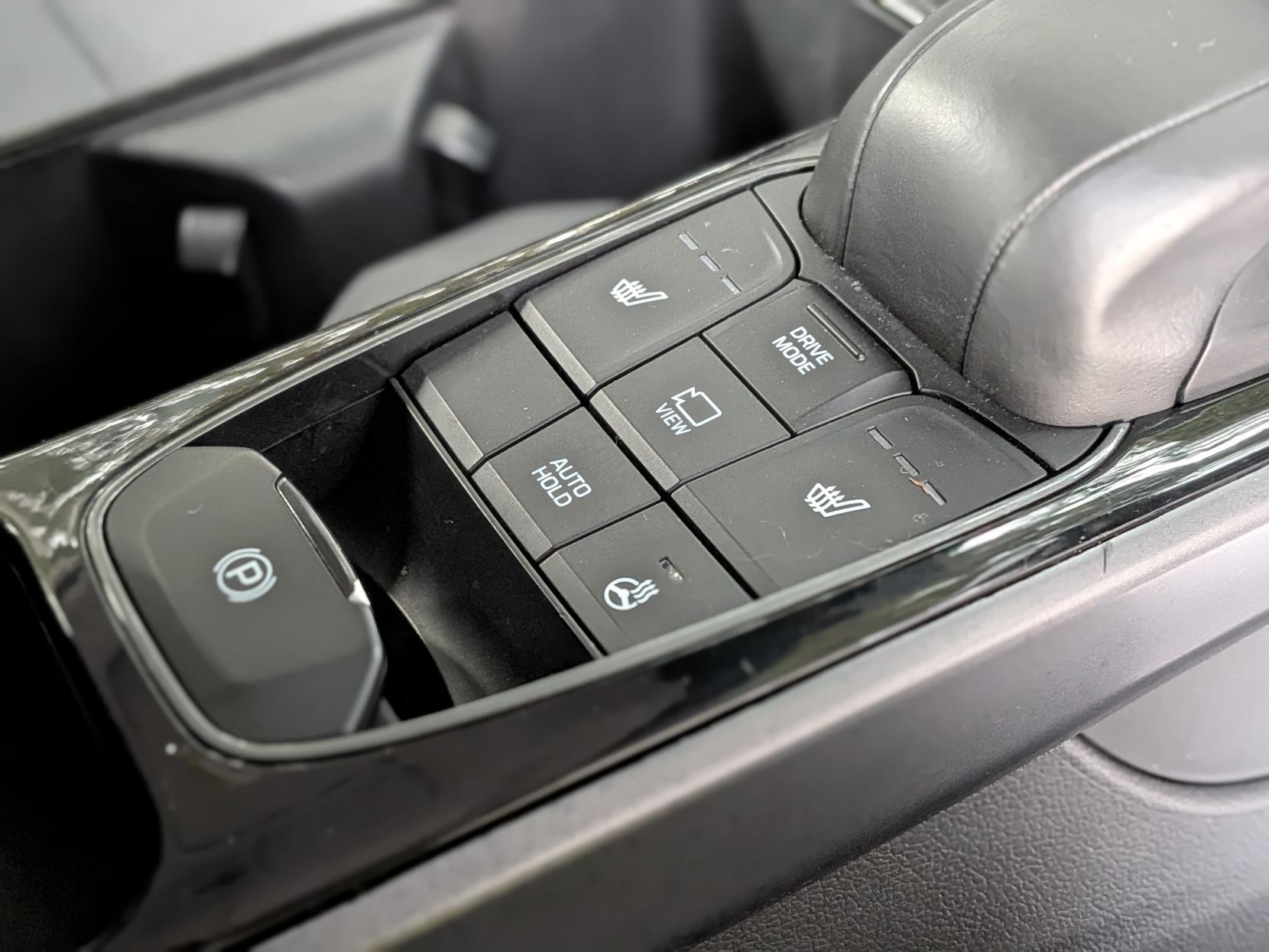 Hyundai IONIQ 38.3kWh Premium Hatchback 5dr Electric Auto (136 ps)