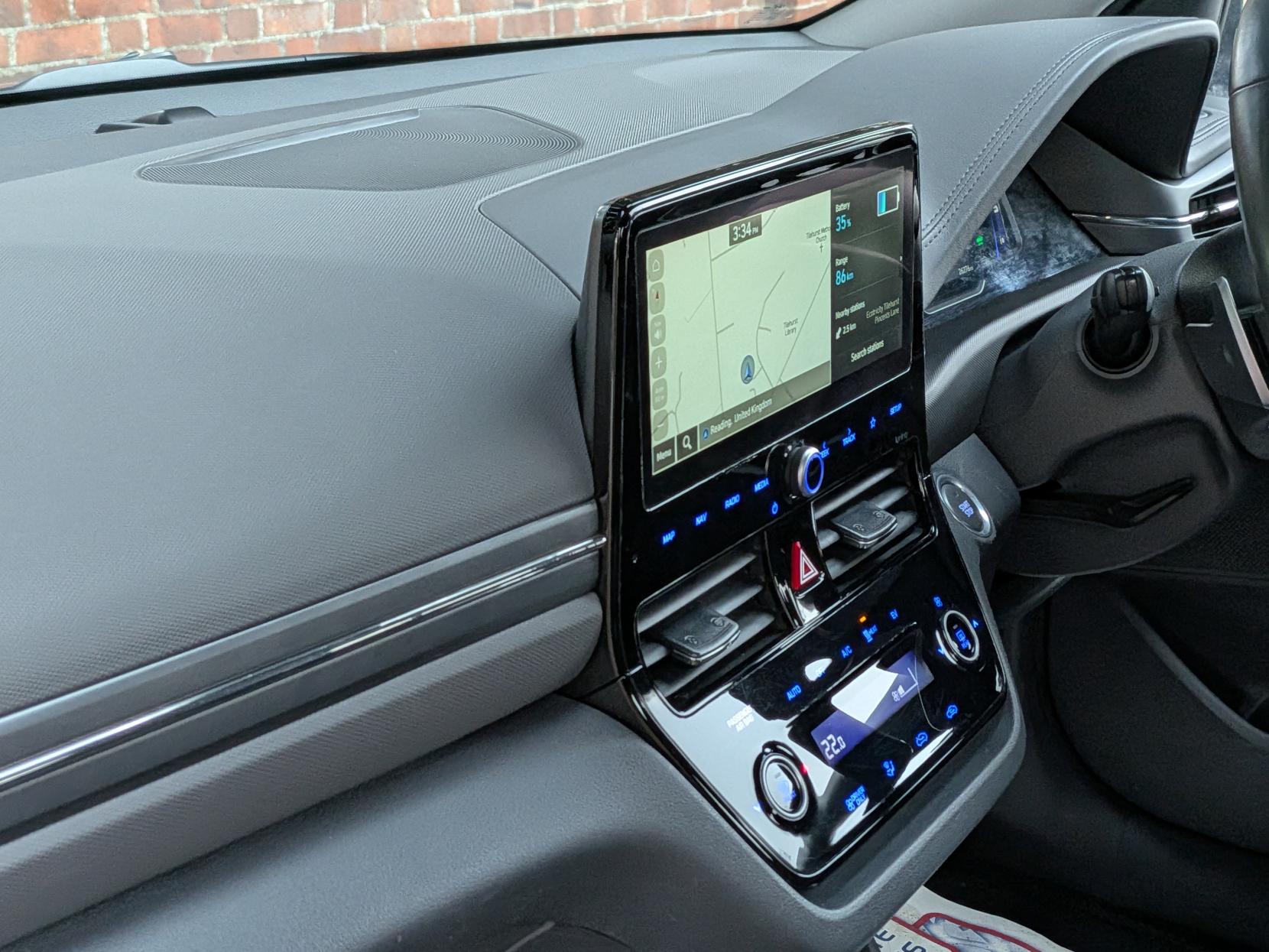 Hyundai IONIQ 38.3kWh Premium Hatchback 5dr Electric Auto (136 ps)