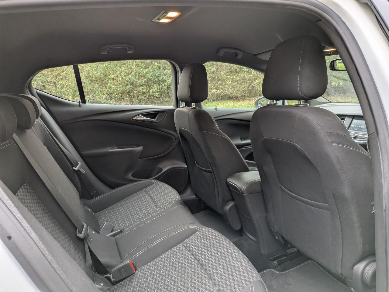 Vauxhall Astra 1.4i Turbo SRi Hatchback 5dr Petrol Manual Euro 6 (150 ps)