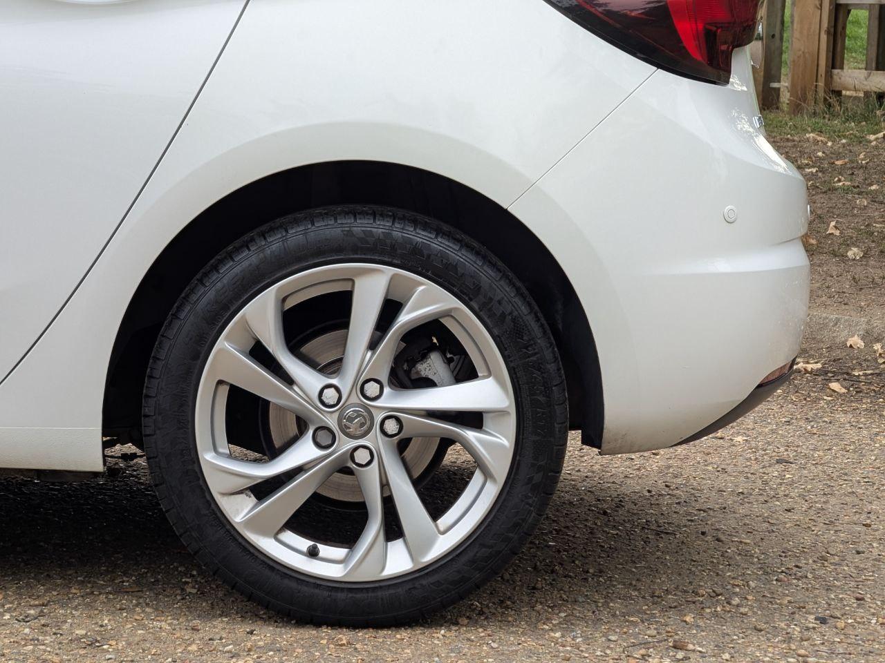 Vauxhall Astra 1.4i Turbo SRi Hatchback 5dr Petrol Manual Euro 6 (150 ps)