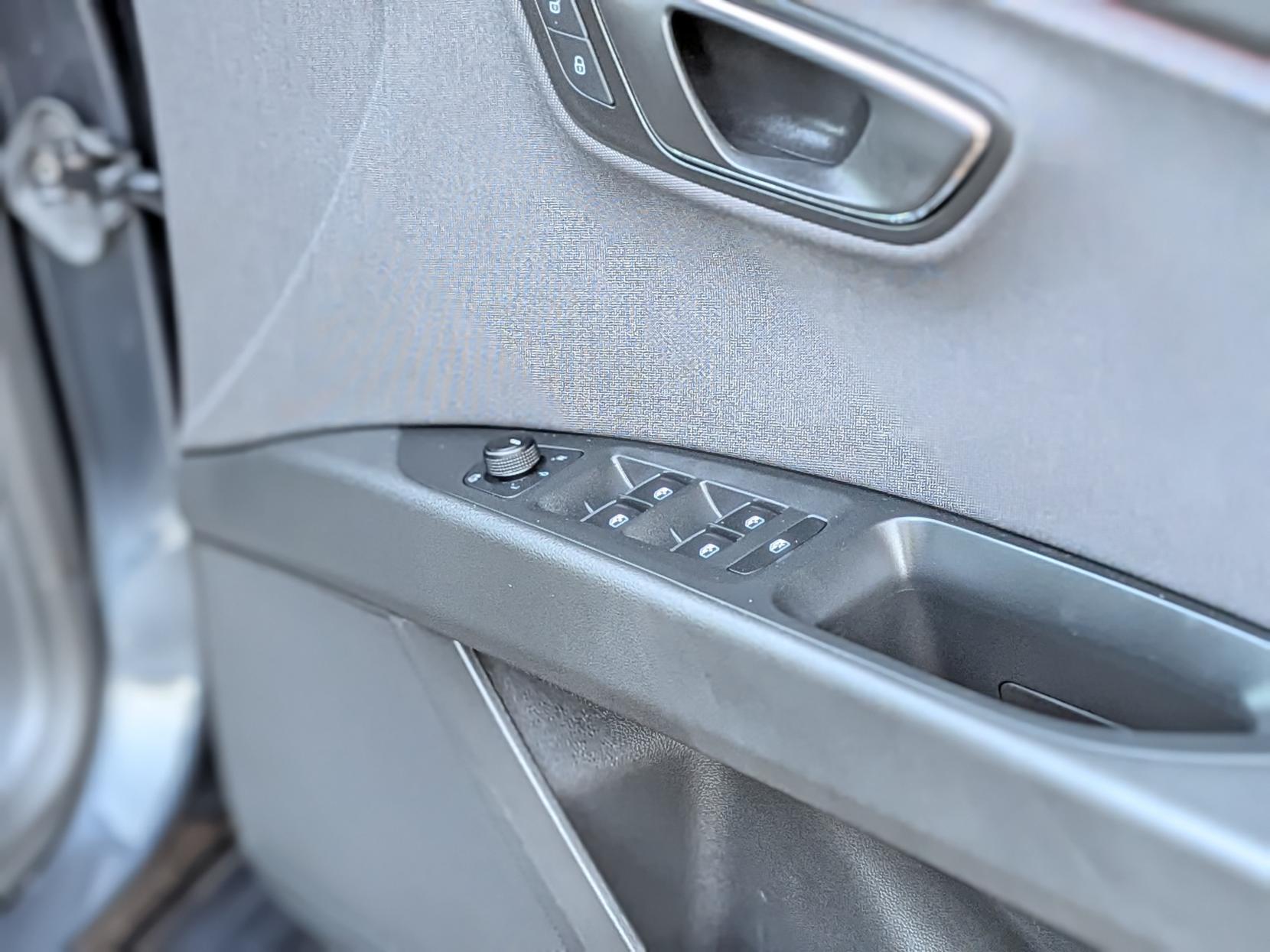 SEAT Leon 1.5 TSI EVO FR Hatchback 5dr Petrol Manual Euro 6 (s/s) (130 ps)