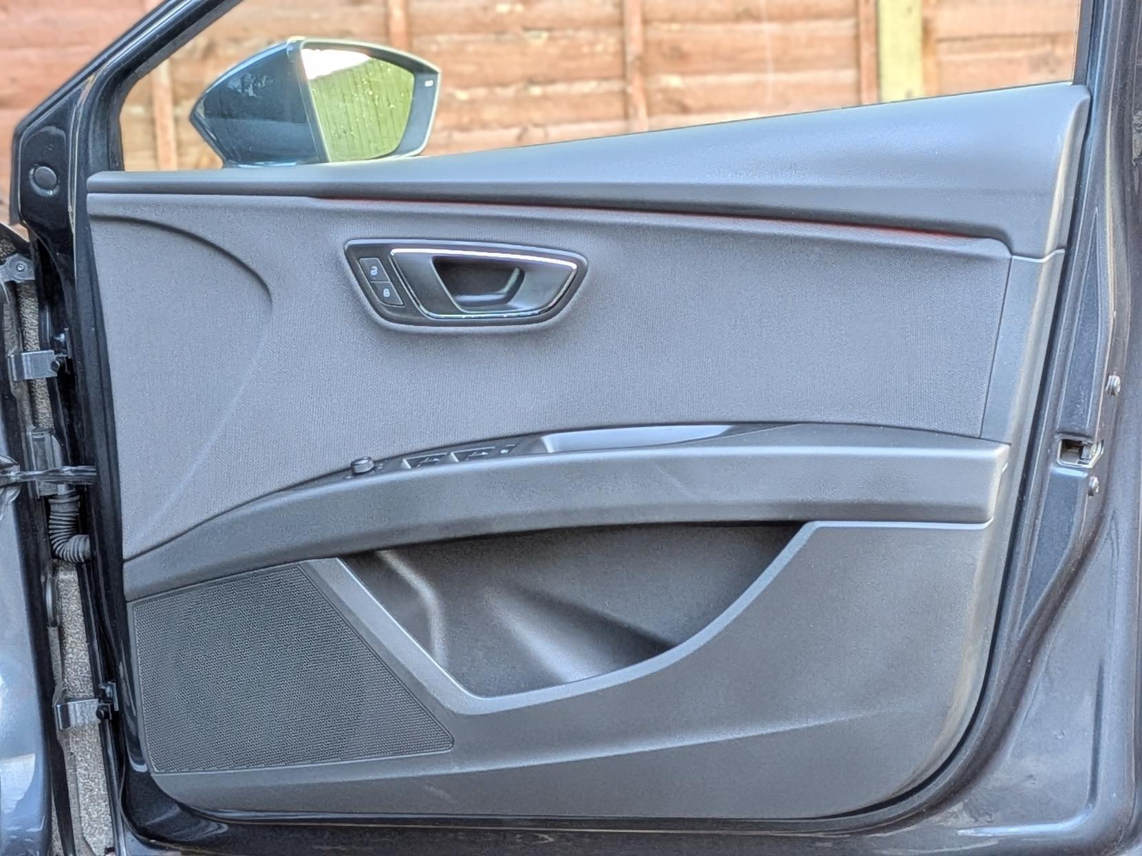 SEAT Leon 1.5 TSI EVO FR Hatchback 5dr Petrol Manual Euro 6 (s/s) (130 ps)