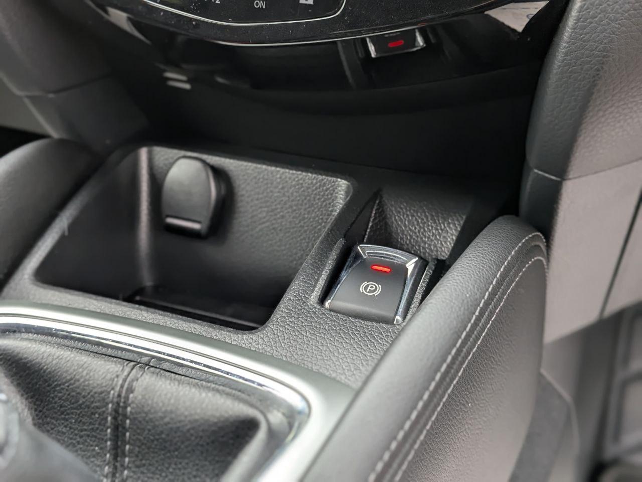 Nissan Qashqai 1.2 DIG-T N-Connecta SUV 5dr Petrol Manual 2WD Euro 6 (s/s) (115 ps)