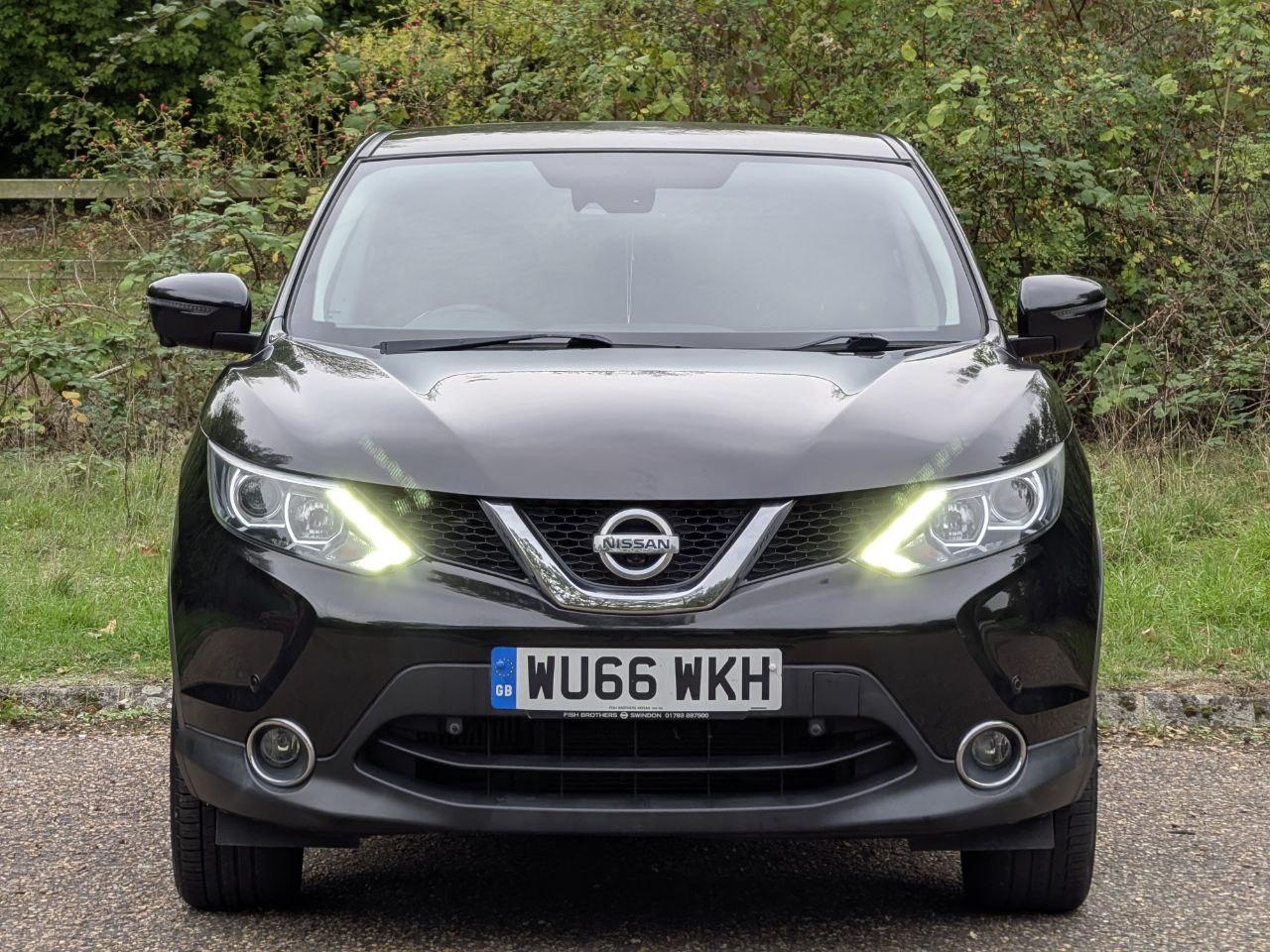 Nissan Qashqai 1.2 DIG-T N-Connecta SUV 5dr Petrol Manual 2WD Euro 6 (s/s) (115 ps)