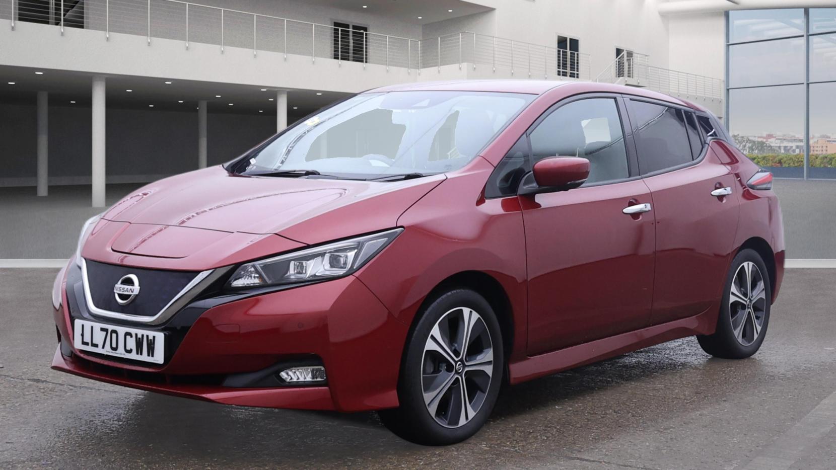 Nissan Leaf 40kWh Tekna Hatchback 5dr Electric Auto (150 ps)