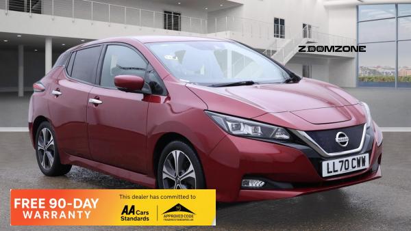 Nissan Leaf 40kWh Tekna Hatchback 5dr Electric Auto (150 ps)