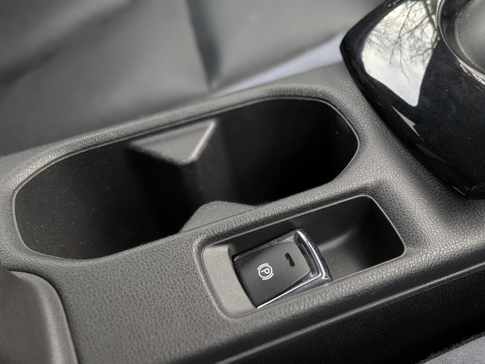 Nissan Leaf 40kWh Tekna Hatchback 5dr Electric Auto (150 ps)