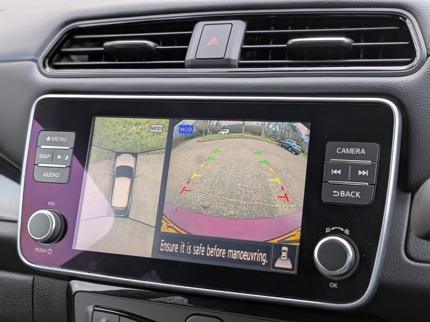 Nissan Leaf 40kWh Tekna Hatchback 5dr Electric Auto (150 ps)