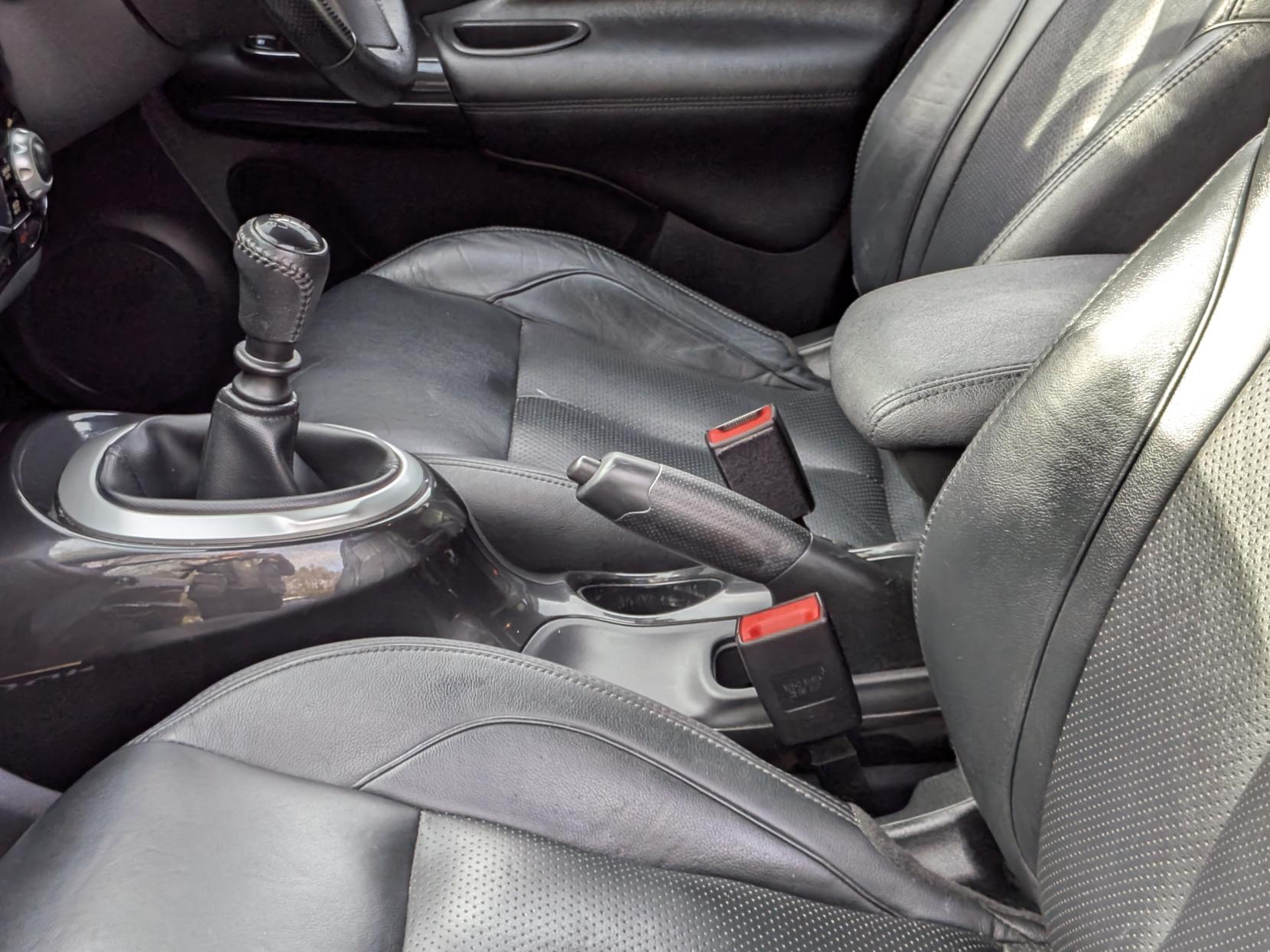 Nissan Juke 1.2 DIG-T Tekna SUV 5dr Petrol Manual Euro 6 (s/s) (115 ps)