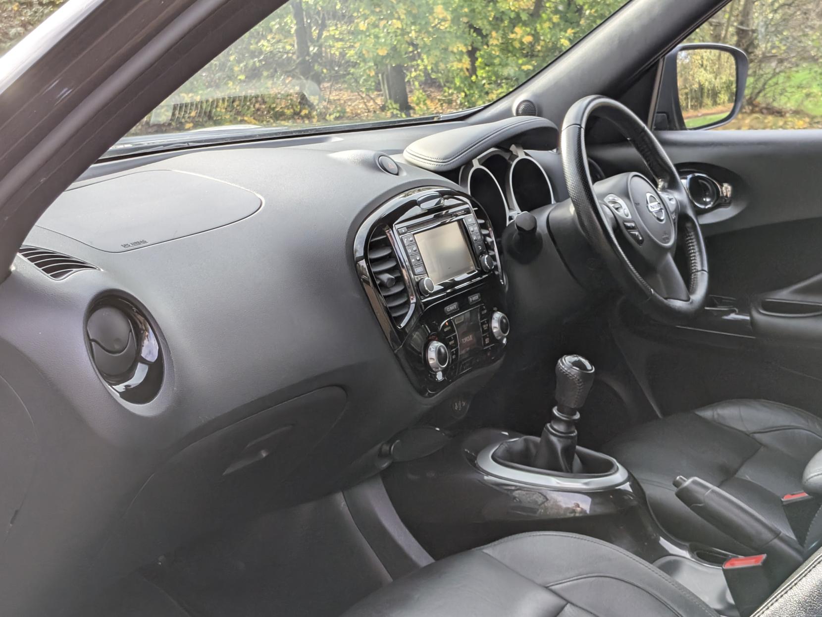 Nissan Juke 1.2 DIG-T Tekna SUV 5dr Petrol Manual Euro 6 (s/s) (115 ps)