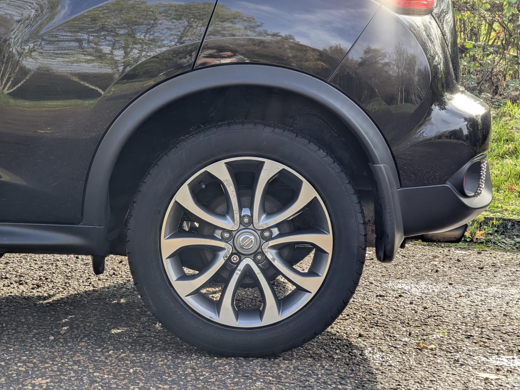 Nissan Juke 1.2 DIG-T Tekna SUV 5dr Petrol Manual Euro 6 (s/s) (115 ps)