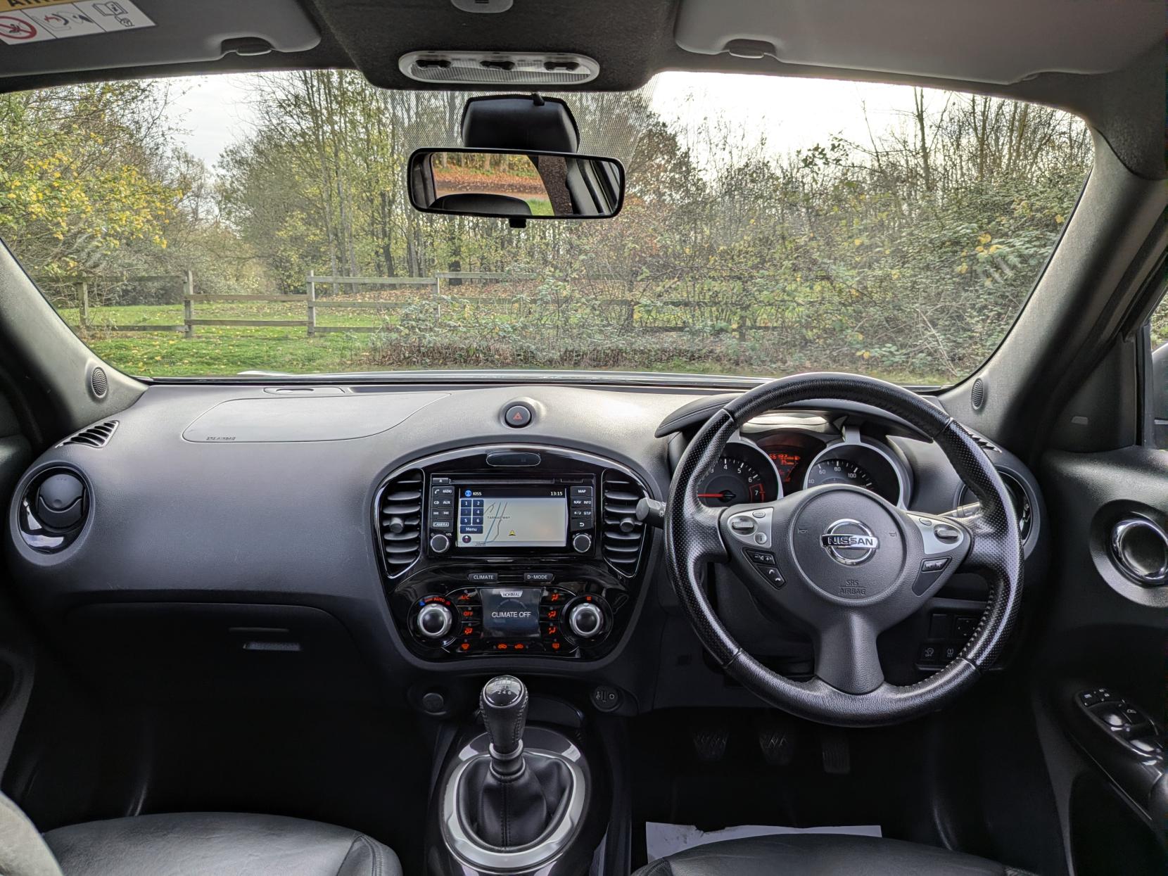 Nissan Juke 1.2 DIG-T Tekna SUV 5dr Petrol Manual Euro 6 (s/s) (115 ps)