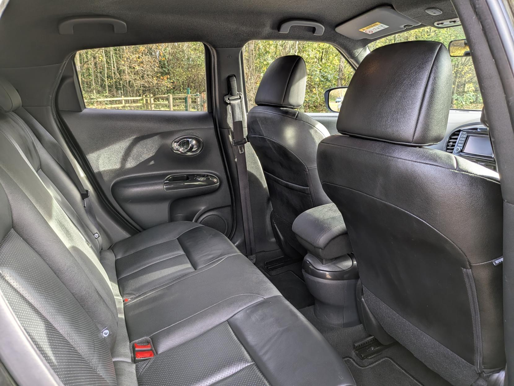 Nissan Juke 1.2 DIG-T Tekna SUV 5dr Petrol Manual Euro 6 (s/s) (115 ps)