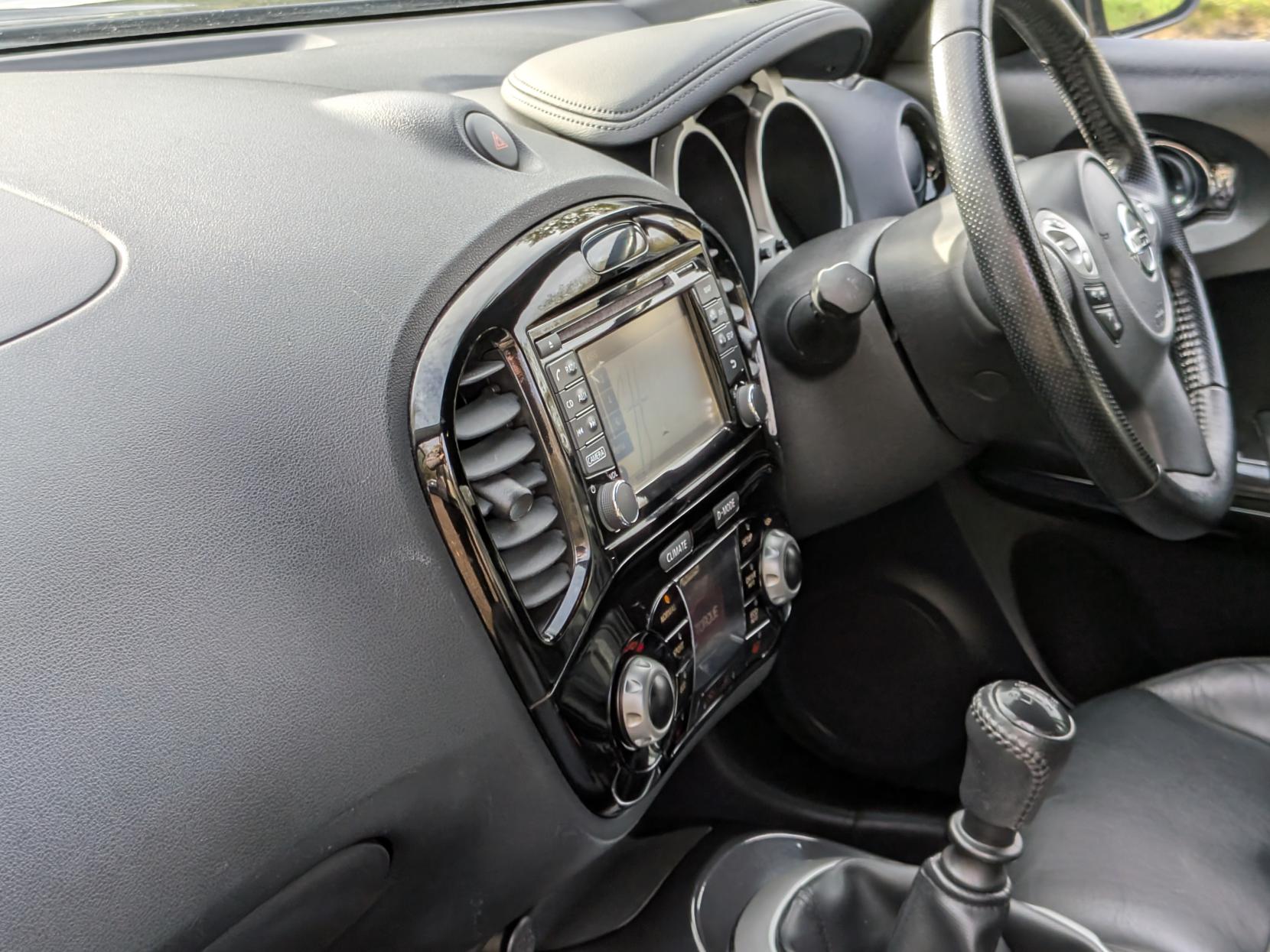 Nissan Juke 1.2 DIG-T Tekna SUV 5dr Petrol Manual Euro 6 (s/s) (115 ps)