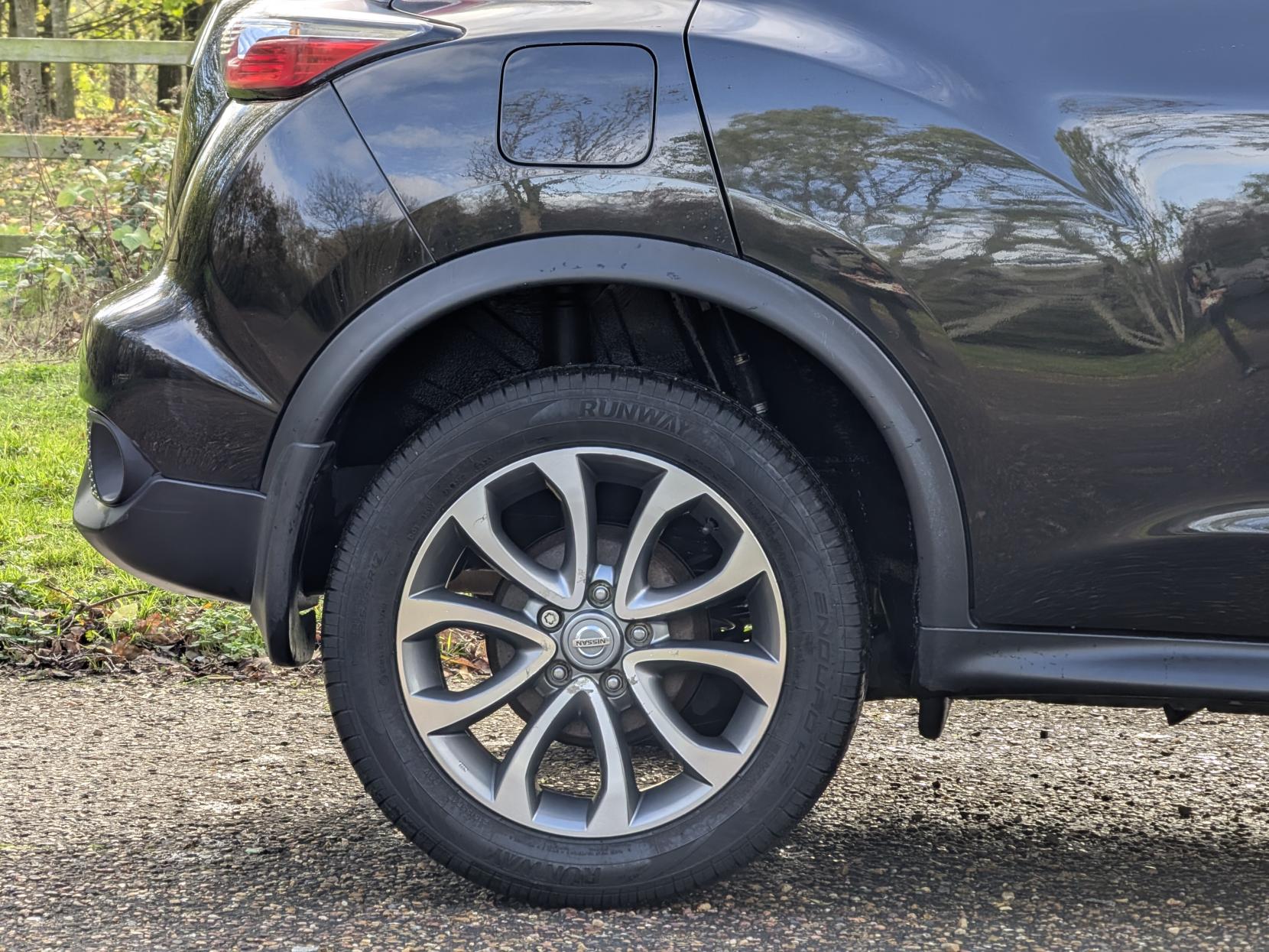 Nissan Juke 1.2 DIG-T Tekna SUV 5dr Petrol Manual Euro 6 (s/s) (115 ps)