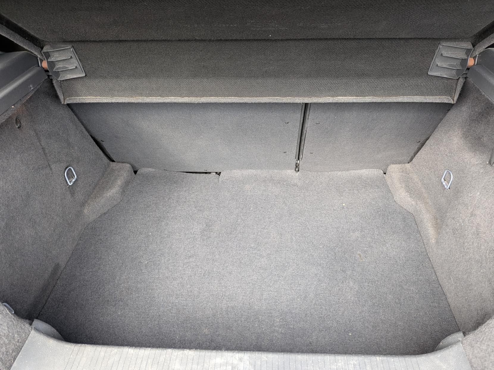 Vauxhall Astra 1.6 VVT 16v Breeze Hatchback 5dr Petrol Manual (156 g/km, 113 bhp)