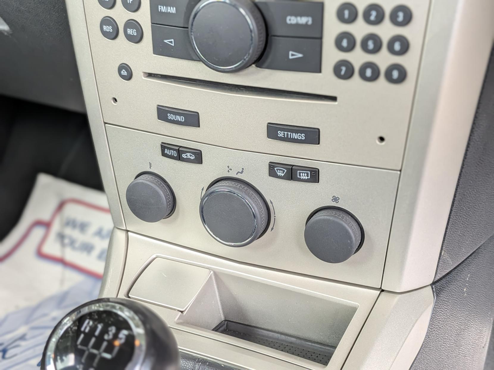 Vauxhall Astra 1.6 VVT 16v Breeze Hatchback 5dr Petrol Manual (156 g/km, 113 bhp)