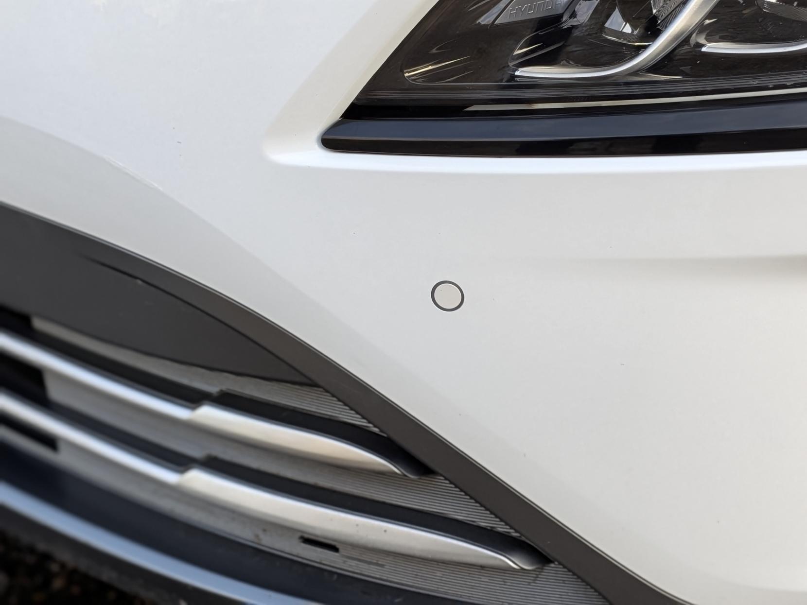 Hyundai KONA 64kWh Premium SUV 5dr Electric Auto (10.5kW Charger) (204 ps)