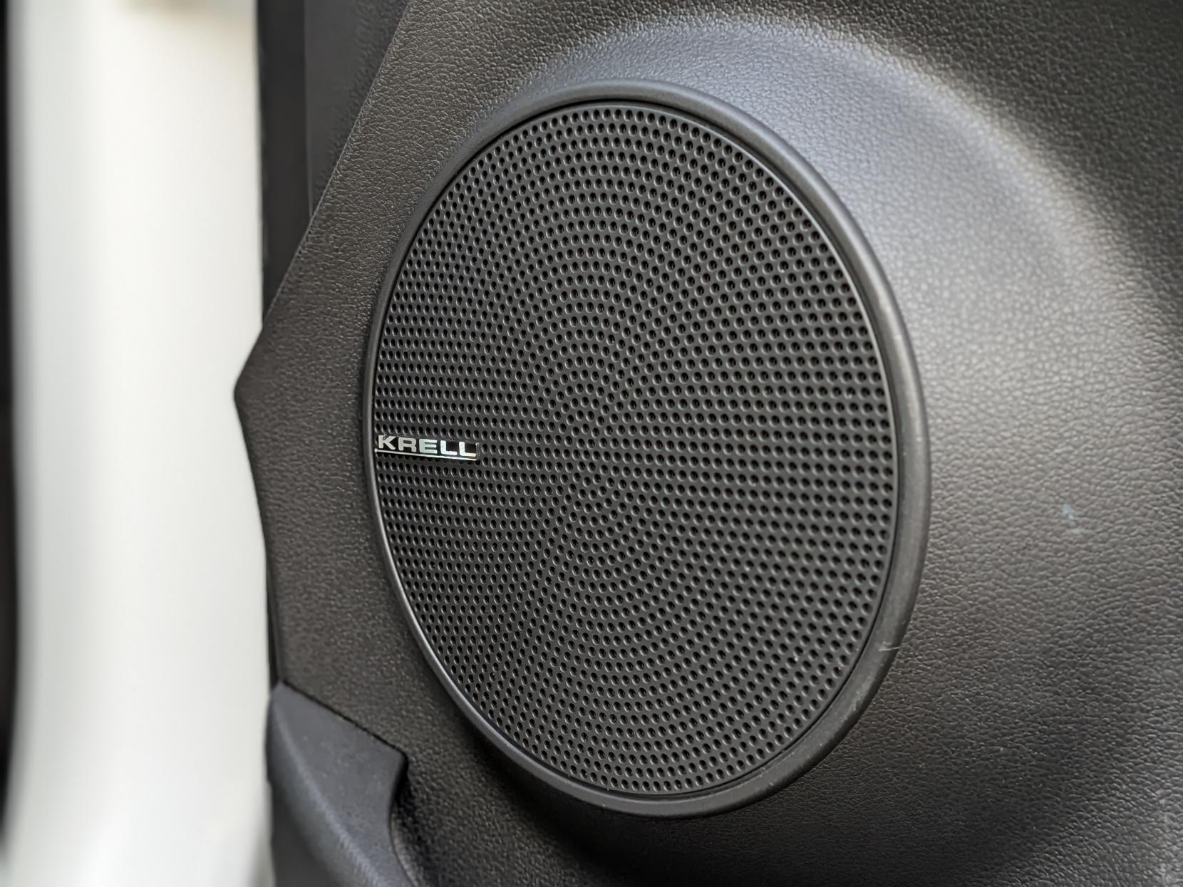 Hyundai KONA 64kWh Premium SUV 5dr Electric Auto (10.5kW Charger) (204 ps)