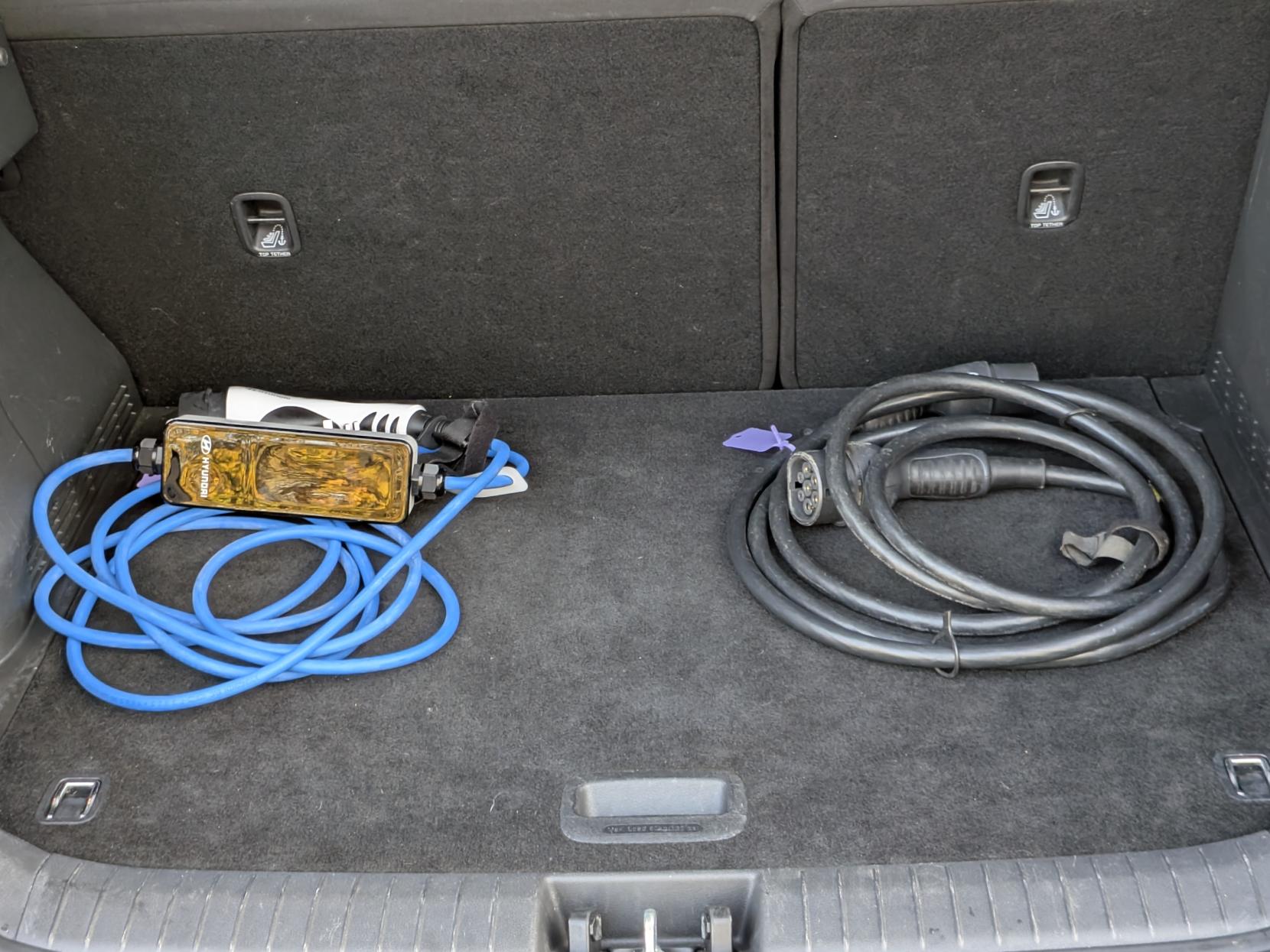 Hyundai KONA 64kWh Premium SUV 5dr Electric Auto (10.5kW Charger) (204 ps)