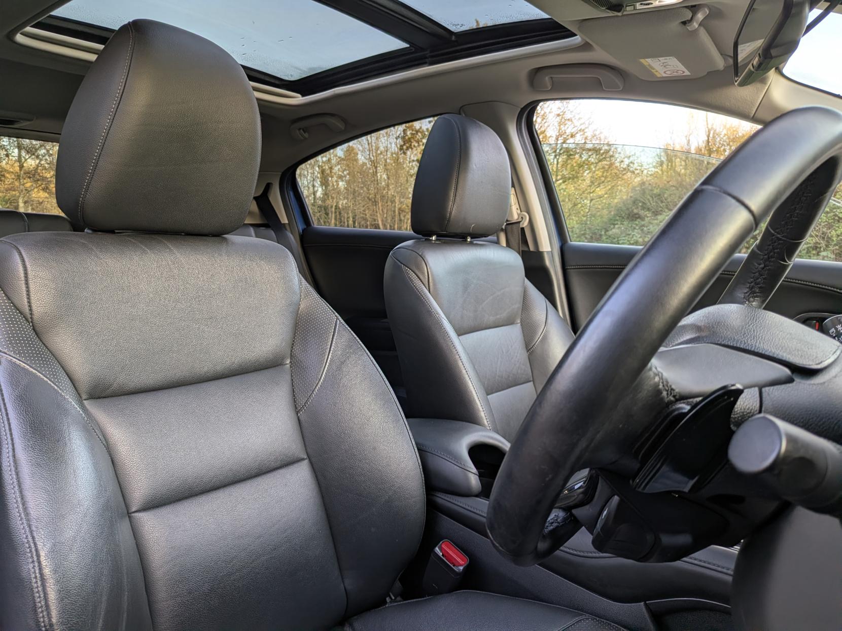 Honda HR-V 1.5 i-VTEC EX SUV 5dr Petrol CVT Euro 6 (s/s) (130 ps)