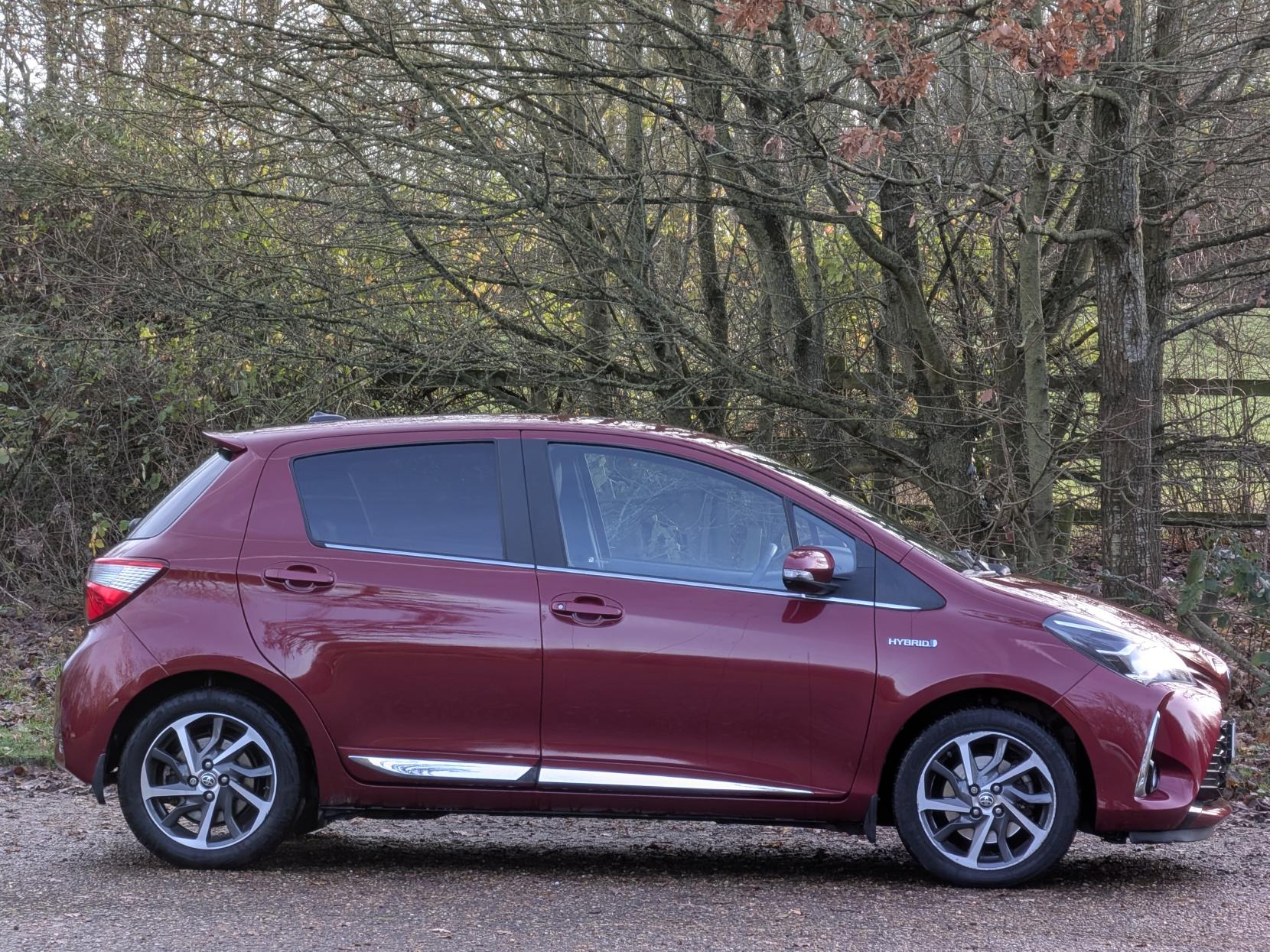 Toyota Yaris 1.5 VVT-h Excel Hatchback 5dr Petrol Hybrid E-CVT Euro 6 (s/s) (15in Alloy) (100 ps)