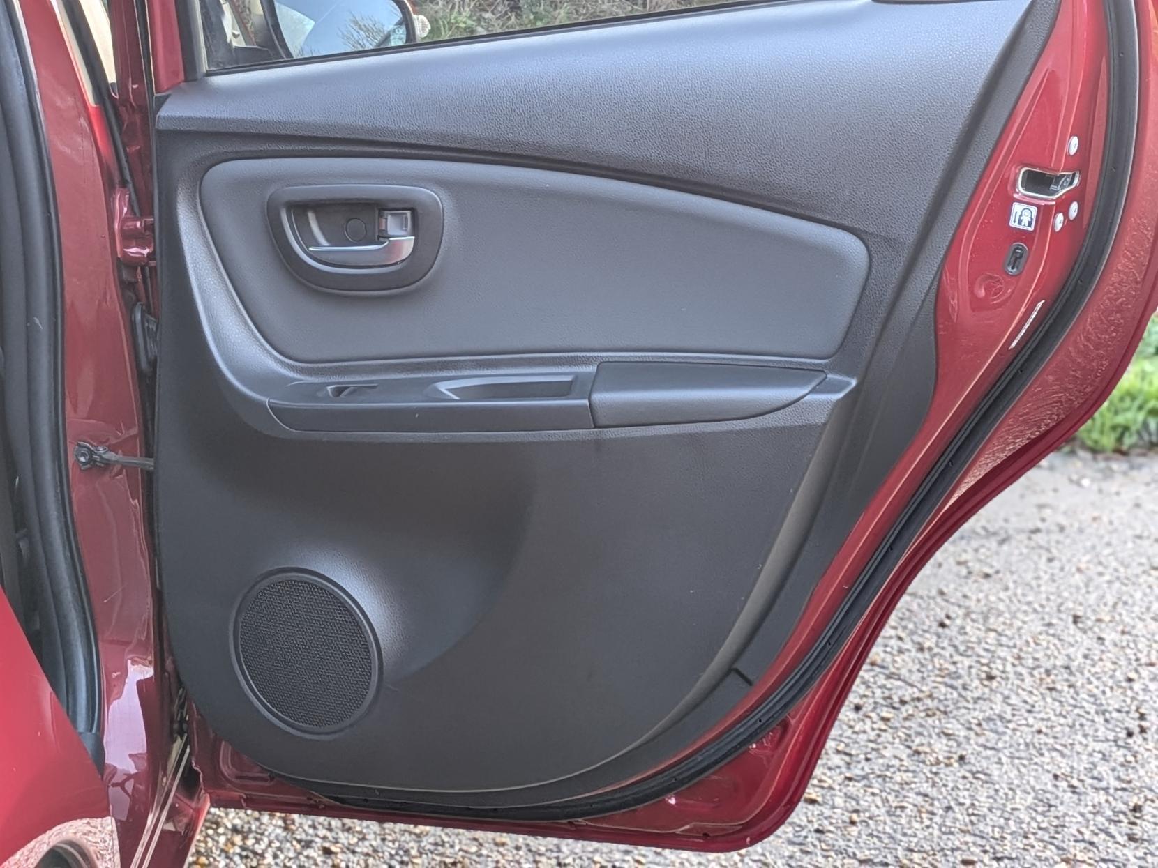 Toyota Yaris 1.5 VVT-h Excel Hatchback 5dr Petrol Hybrid E-CVT Euro 6 (s/s) (15in Alloy) (100 ps)