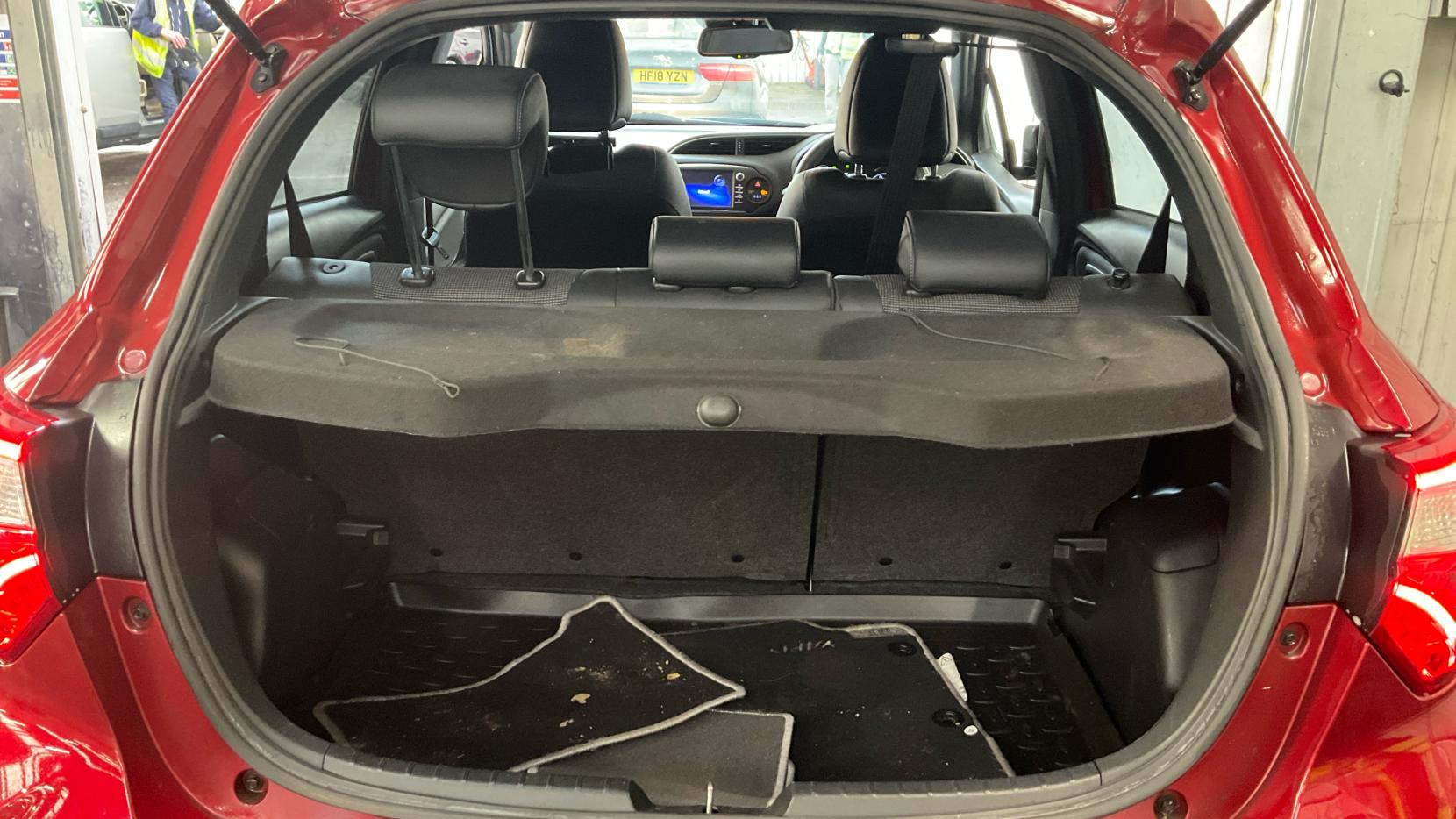 Toyota Yaris 1.5 VVT-h Excel Hatchback 5dr Petrol Hybrid E-CVT Euro 6 (s/s) (15in Alloy) (100 ps)