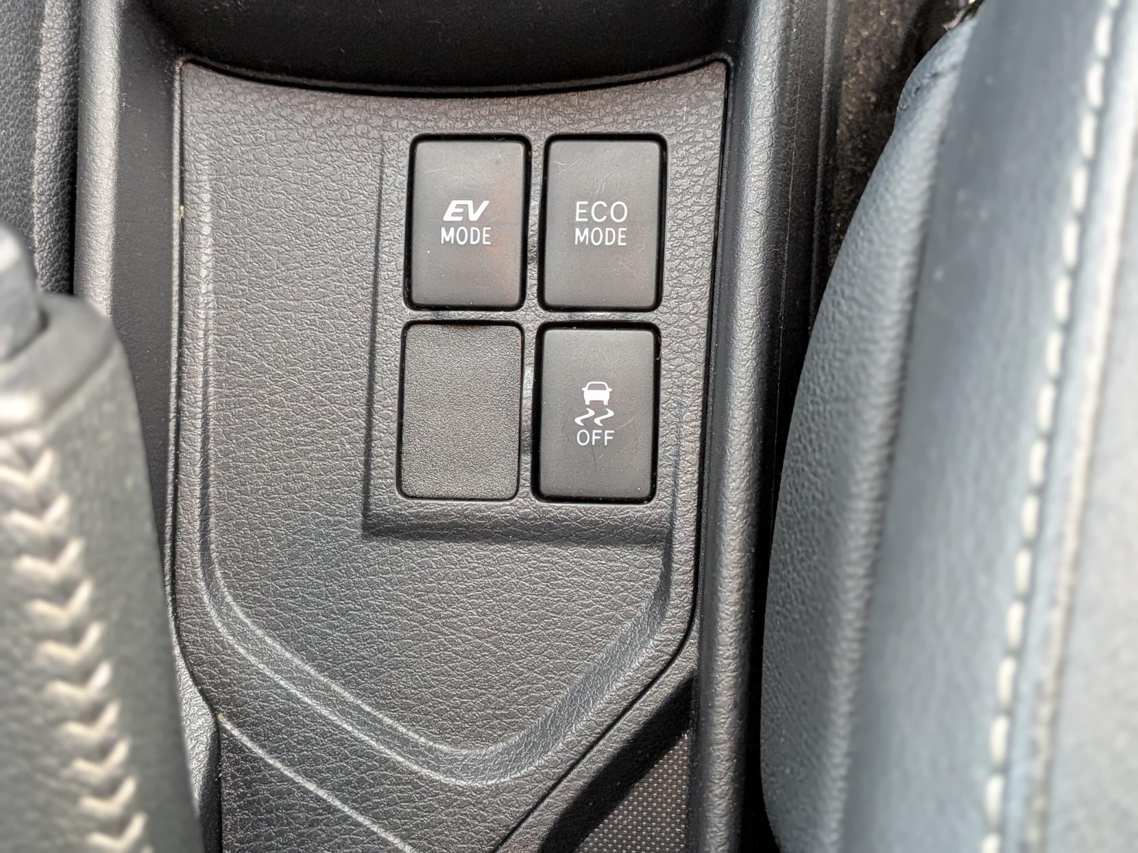 Toyota Yaris 1.5 VVT-h Excel Hatchback 5dr Petrol Hybrid E-CVT Euro 6 (s/s) (15in Alloy) (100 ps)