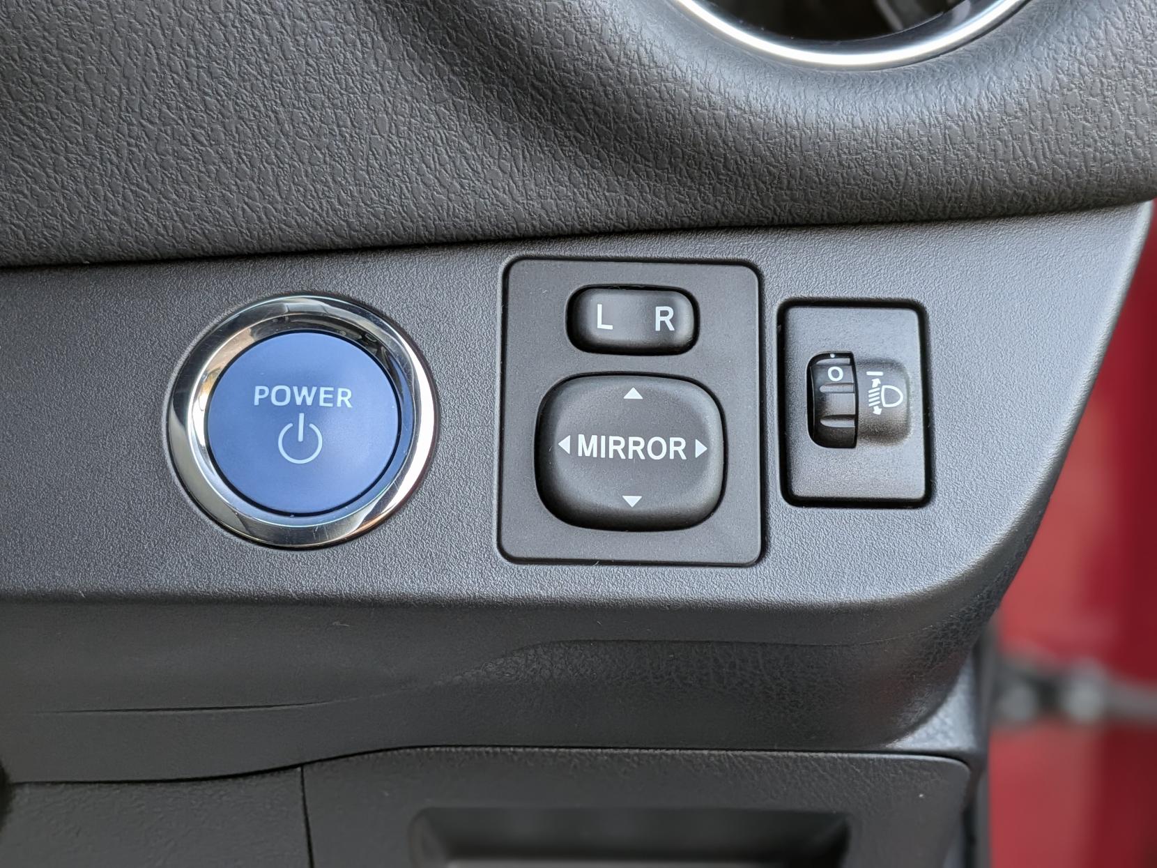 Toyota Yaris 1.5 VVT-h Excel Hatchback 5dr Petrol Hybrid E-CVT Euro 6 (s/s) (15in Alloy) (100 ps)