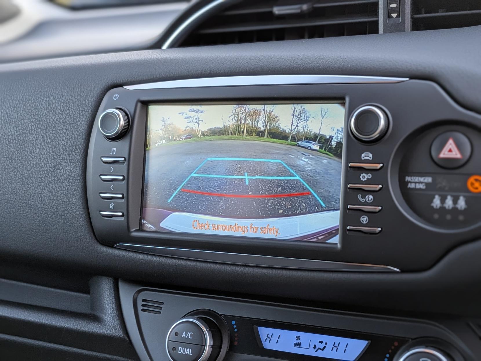 Toyota Yaris 1.5 VVT-h Excel Hatchback 5dr Petrol Hybrid E-CVT Euro 6 (s/s) (15in Alloy) (100 ps)