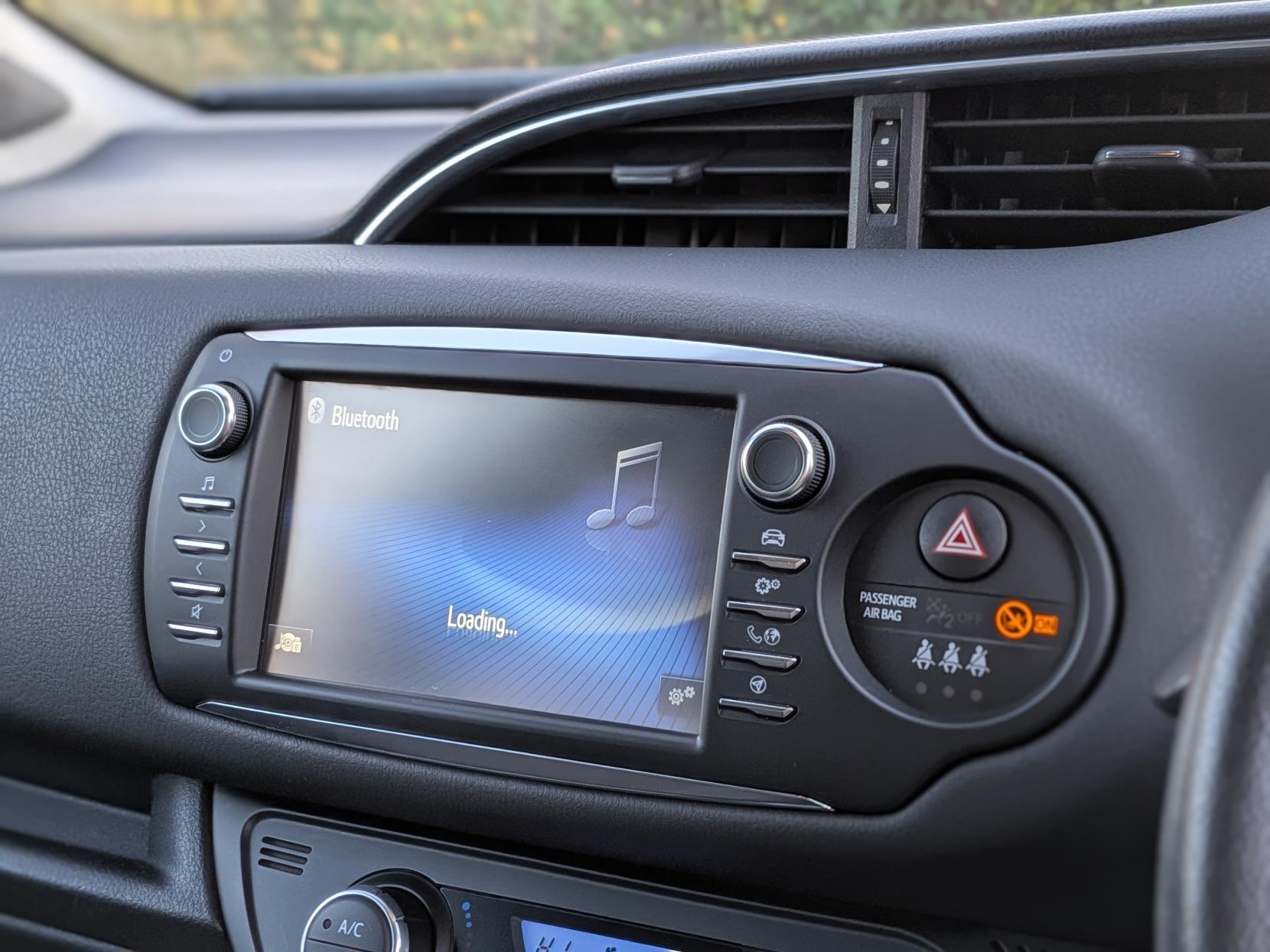 Toyota Yaris 1.5 VVT-h Excel Hatchback 5dr Petrol Hybrid E-CVT Euro 6 (s/s) (15in Alloy) (100 ps)