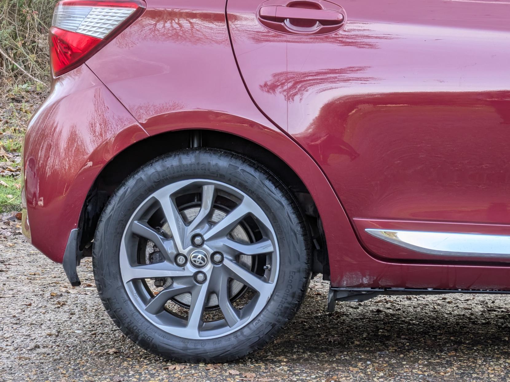 Toyota Yaris 1.5 VVT-h Excel Hatchback 5dr Petrol Hybrid E-CVT Euro 6 (s/s) (15in Alloy) (100 ps)