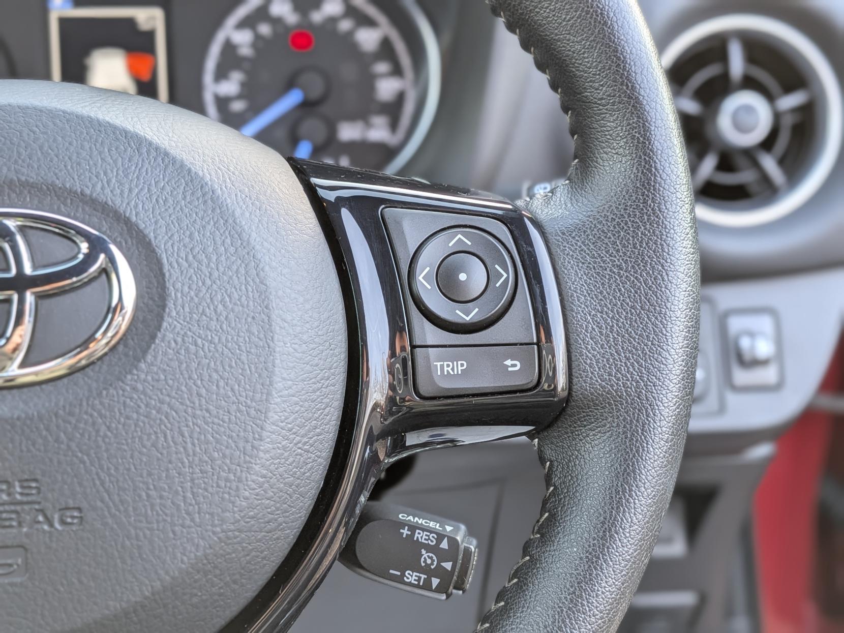 Toyota Yaris 1.5 VVT-h Excel Hatchback 5dr Petrol Hybrid E-CVT Euro 6 (s/s) (15in Alloy) (100 ps)