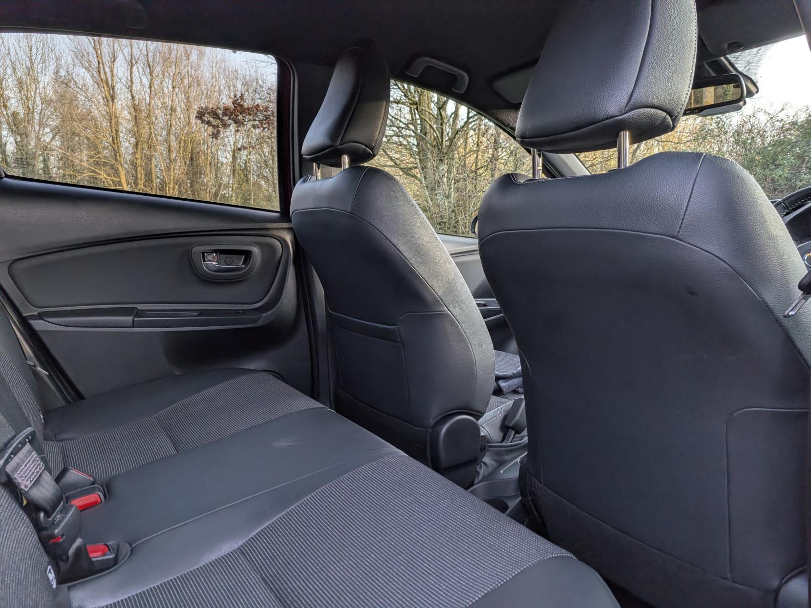 Toyota Yaris 1.5 VVT-h Excel Hatchback 5dr Petrol Hybrid E-CVT Euro 6 (s/s) (15in Alloy) (100 ps)